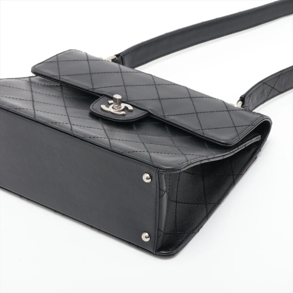 Matelassé Caviar Skin Shoulder Bag, Black with Silver Hardware, 5357011, Series 5 — view 3