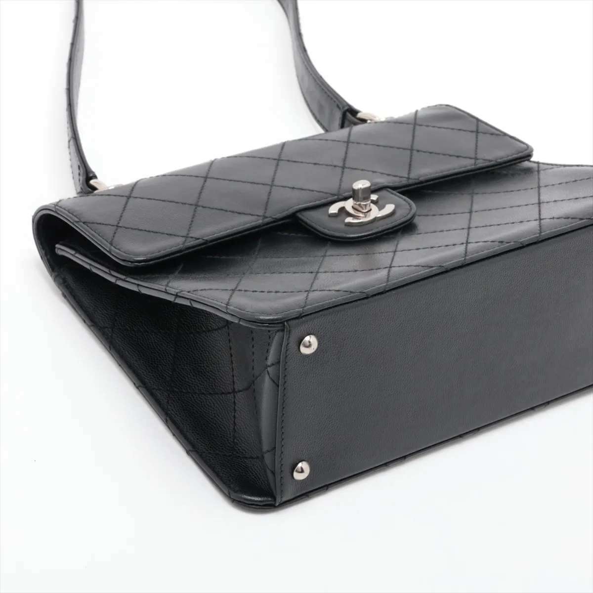 Matelassé Caviar Skin Shoulder Bag, Black with Silver Hardware, 5357011, Series 5 — view 4