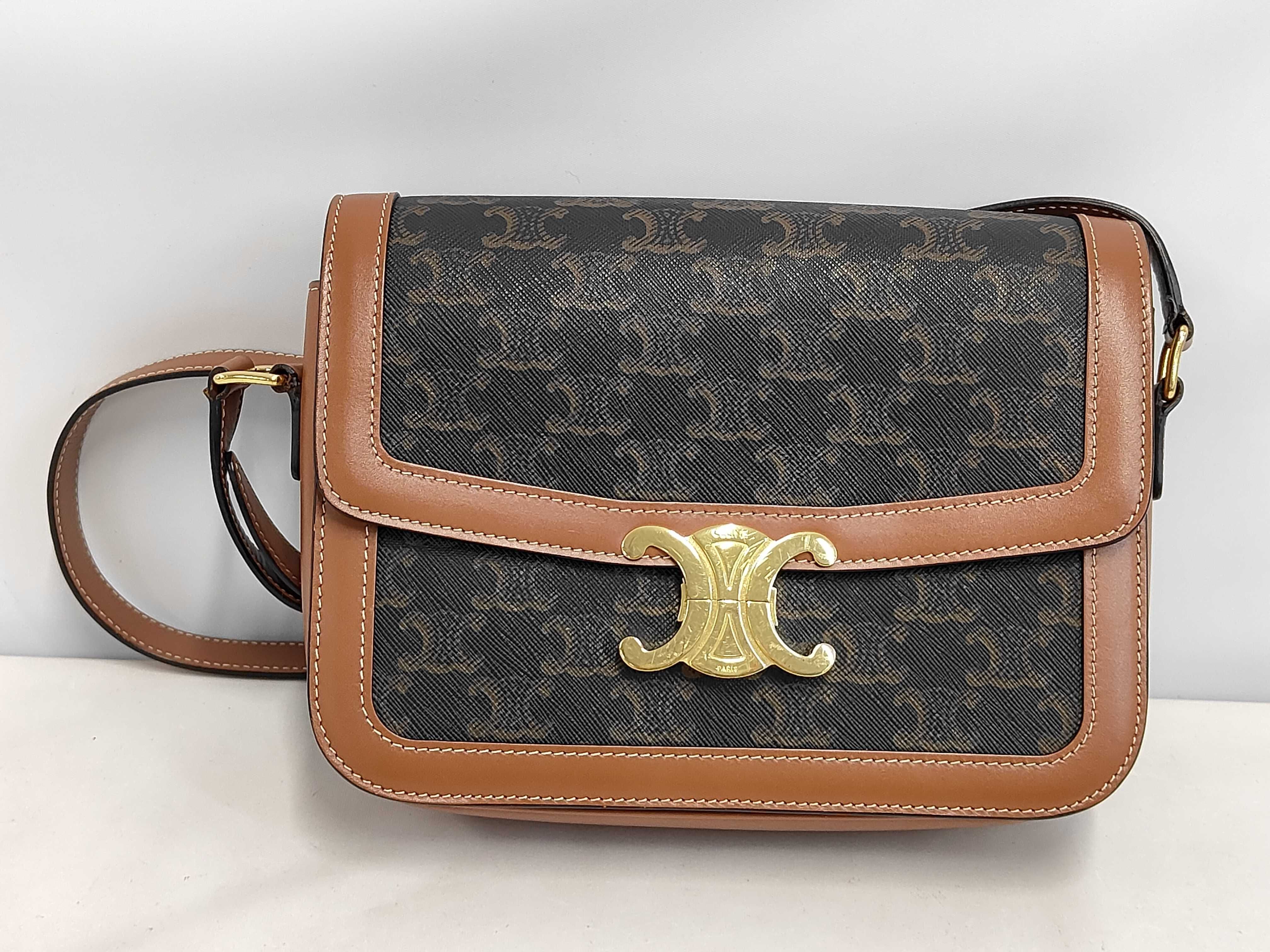 Triomphe Classic Large Caramel Shoulder Bag 191242BZ4.04LU