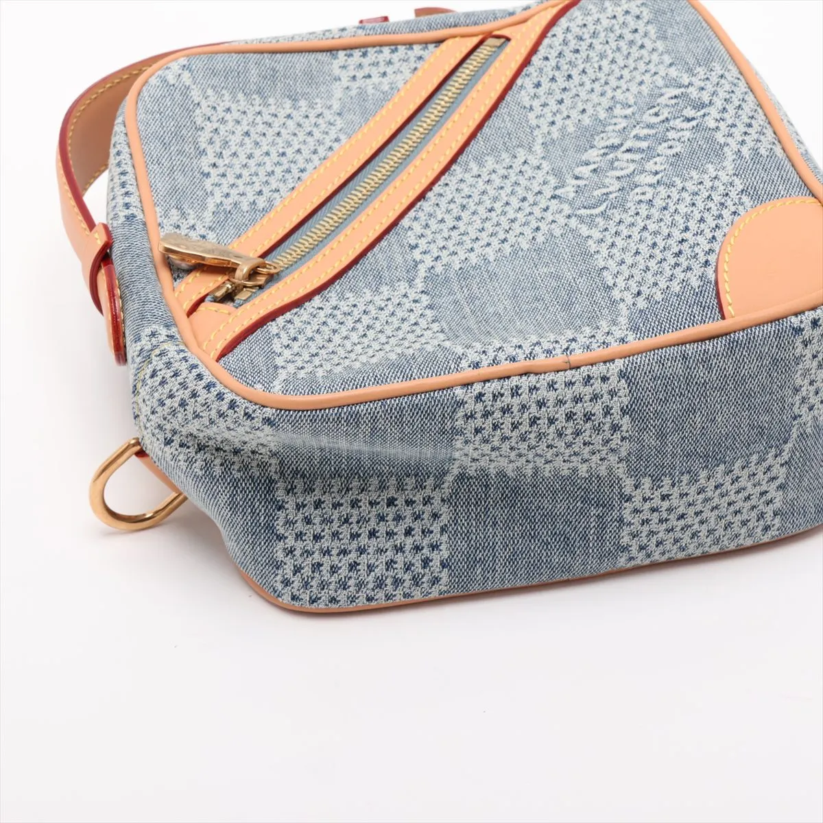 Damier Denim 3D Chess Messenger Bag N40706 Black x Brown (RFID detected) — view 4