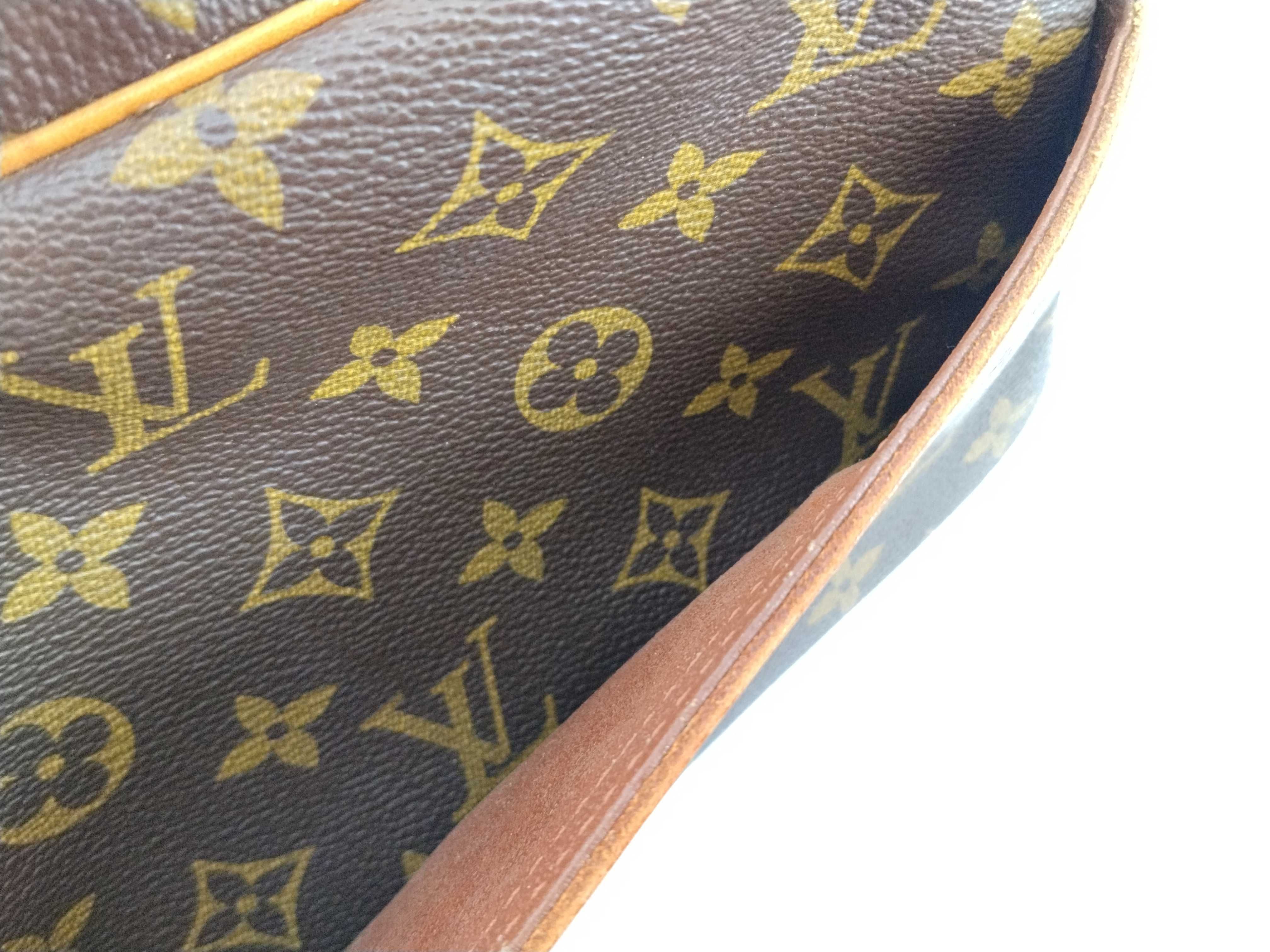 Monogram LV Compiegne 23 Pouch — view 11