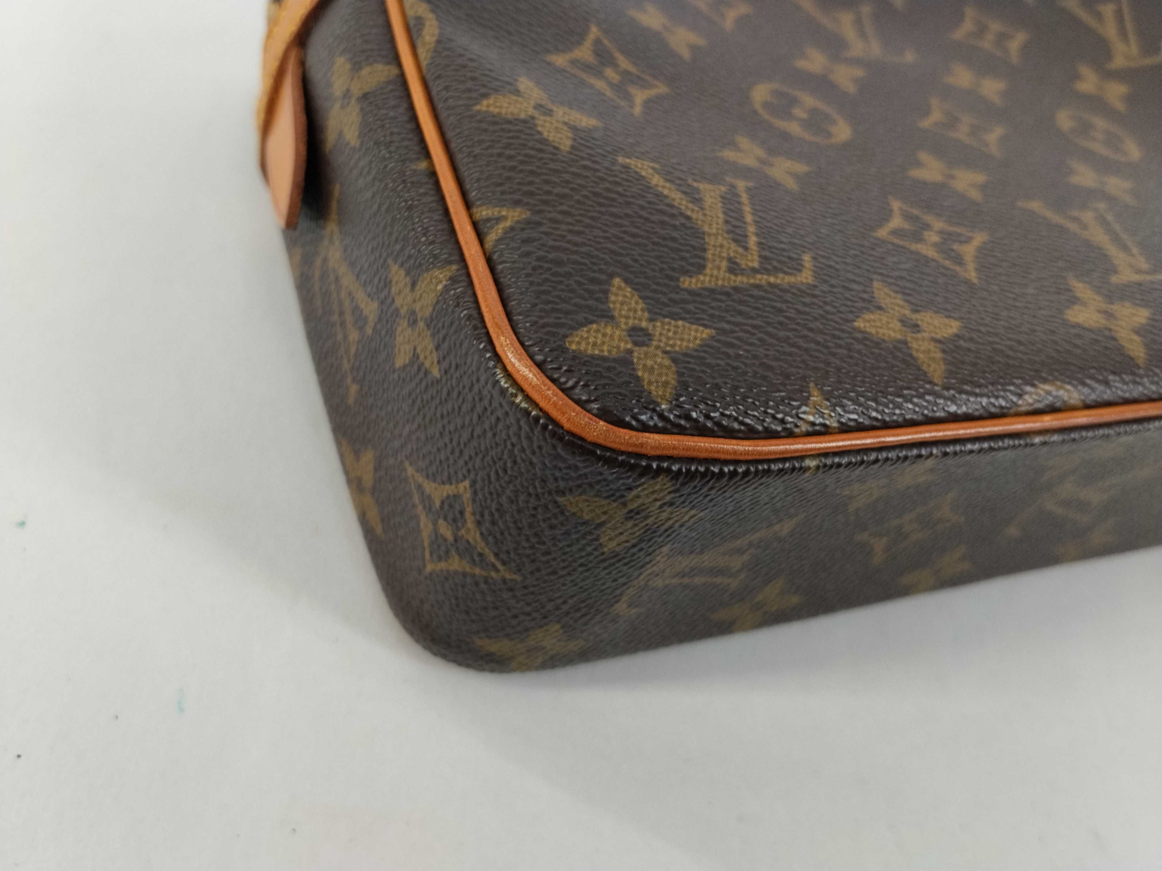 Monogram LV Compiegne 23 Pouch — view 3