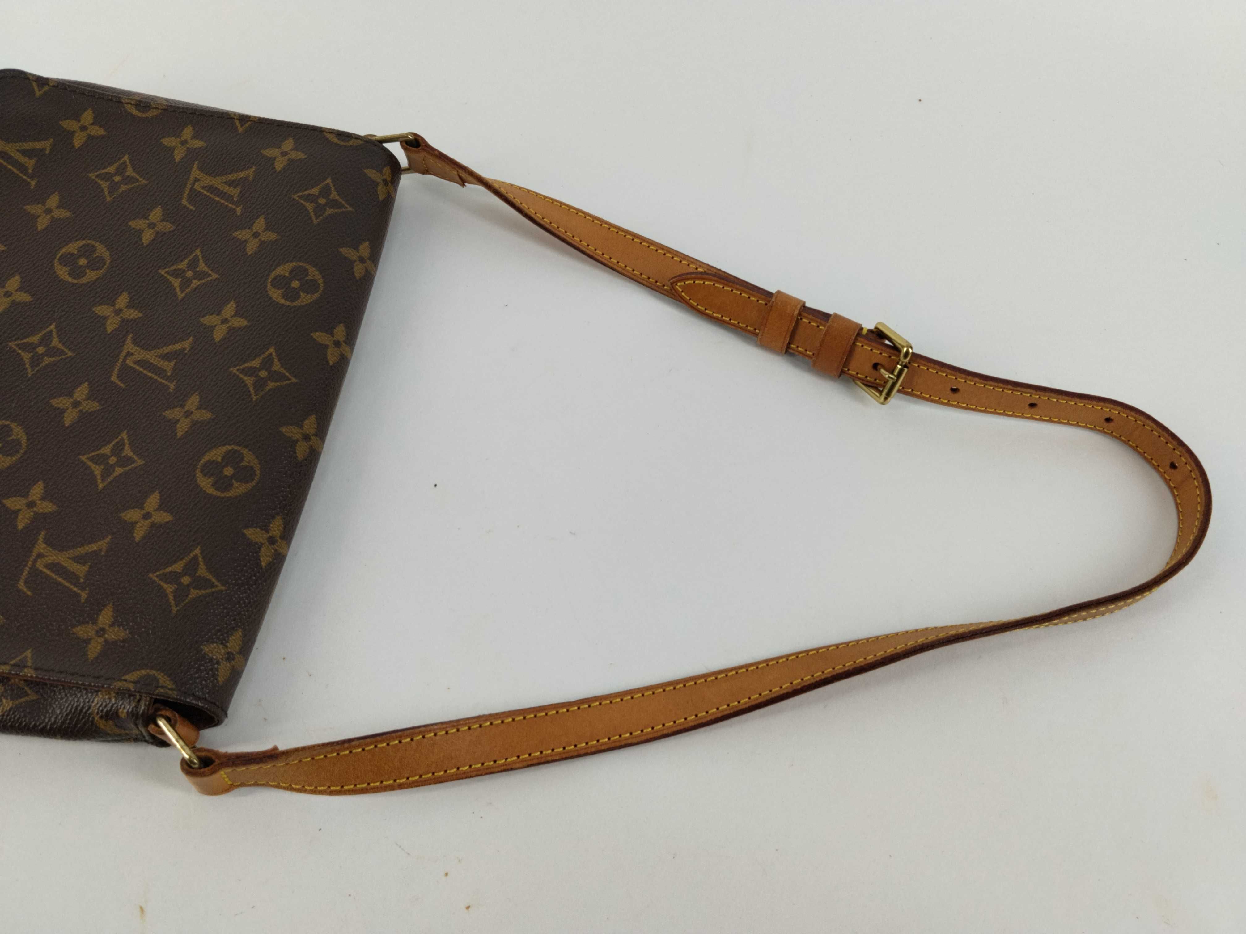Monogram Musette Tango Short Shoulder Bag M51257 Shoulder Bag — view 3