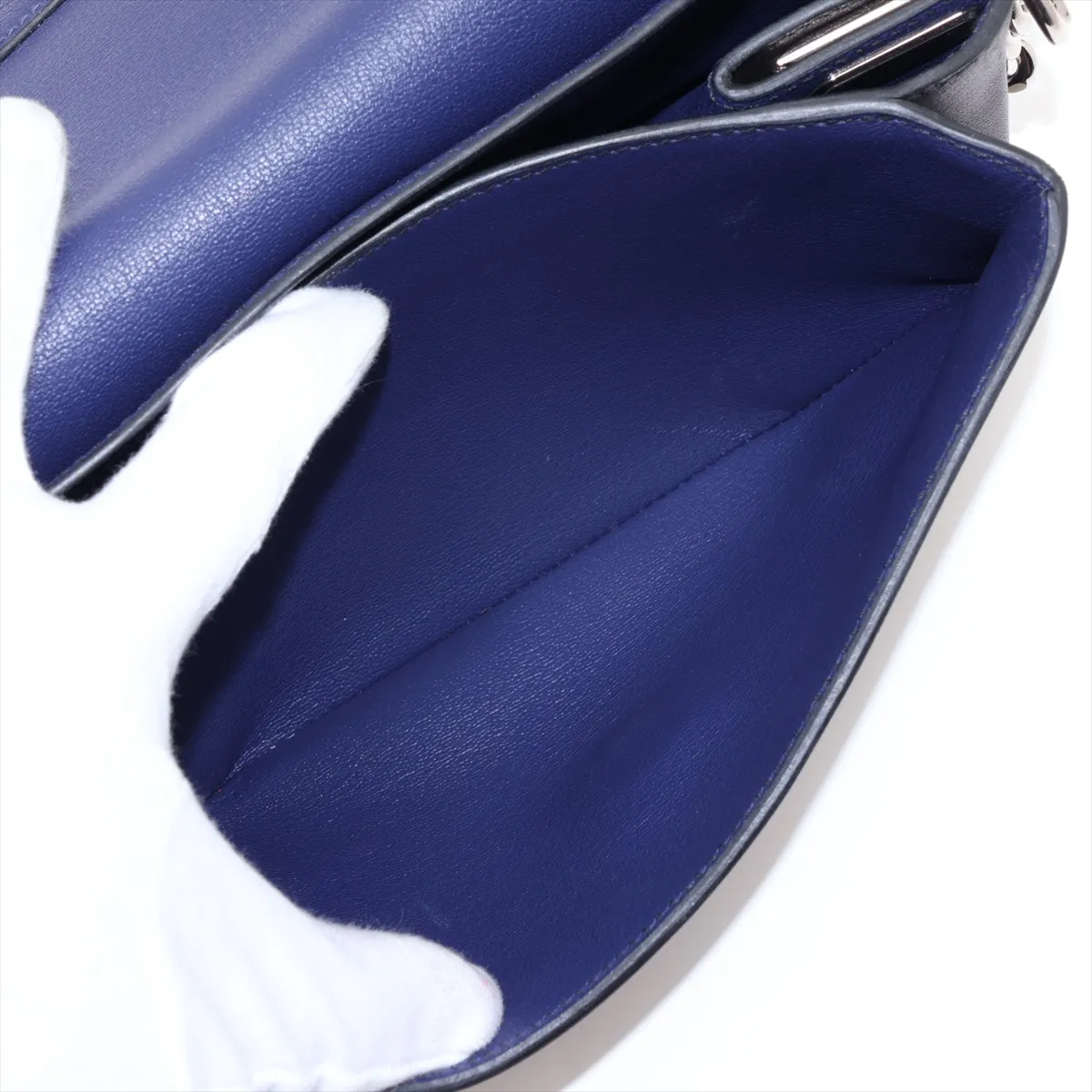 Opli 24, Veau Swift leather, black, silver hardware, D: 2019 — view 6