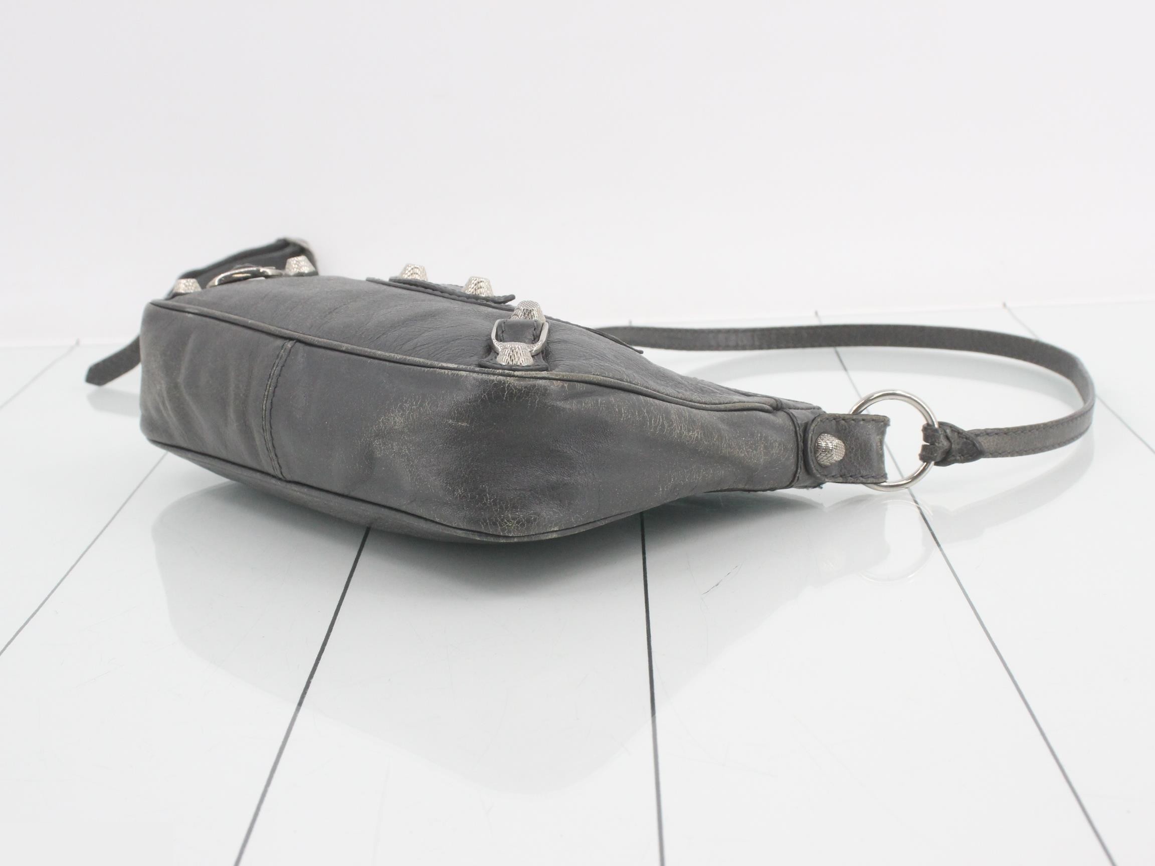 Giant Hip Shoulder Bag, Gray — view 6