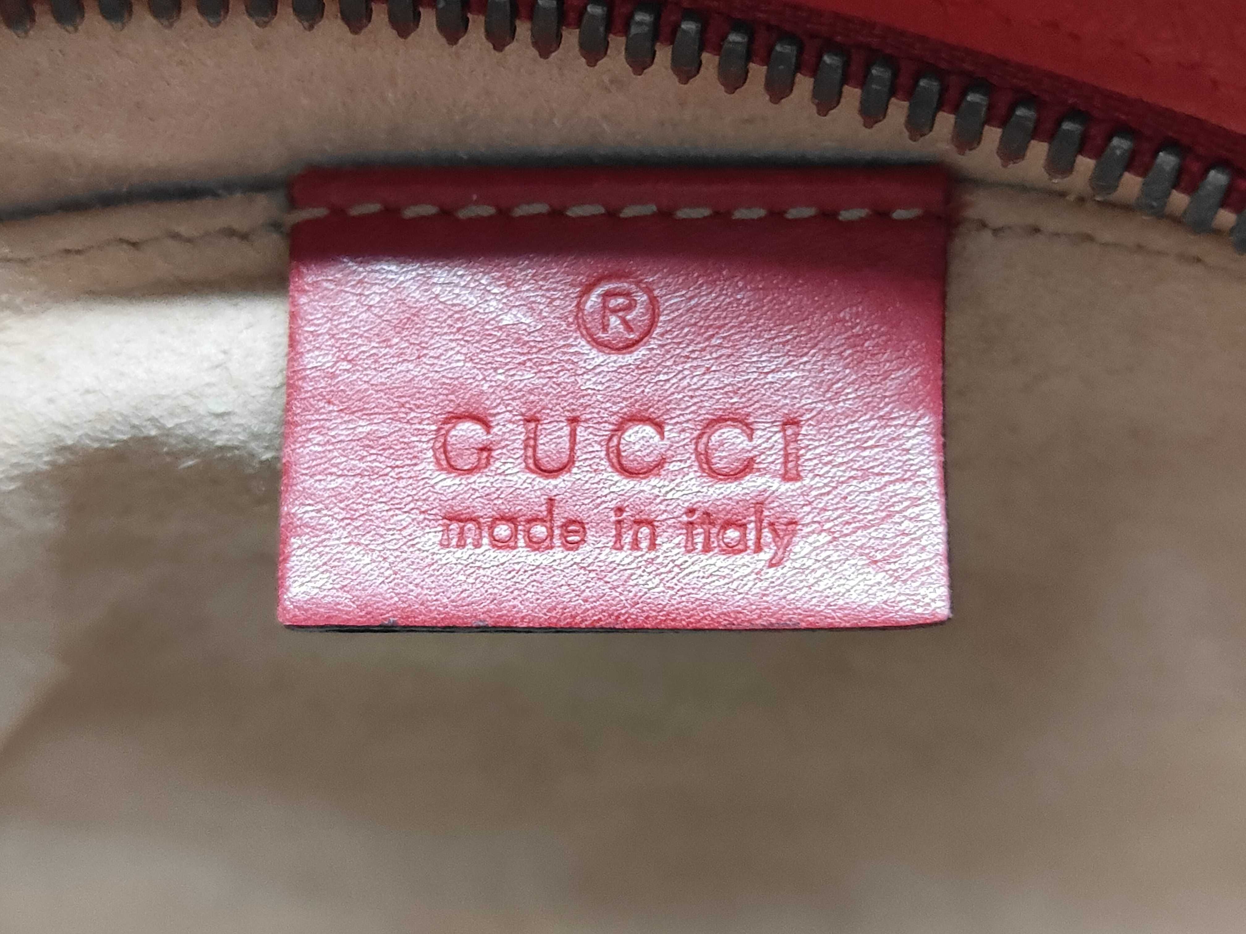 GG Marmont Matelasse Small Shoulder Bag — view 7