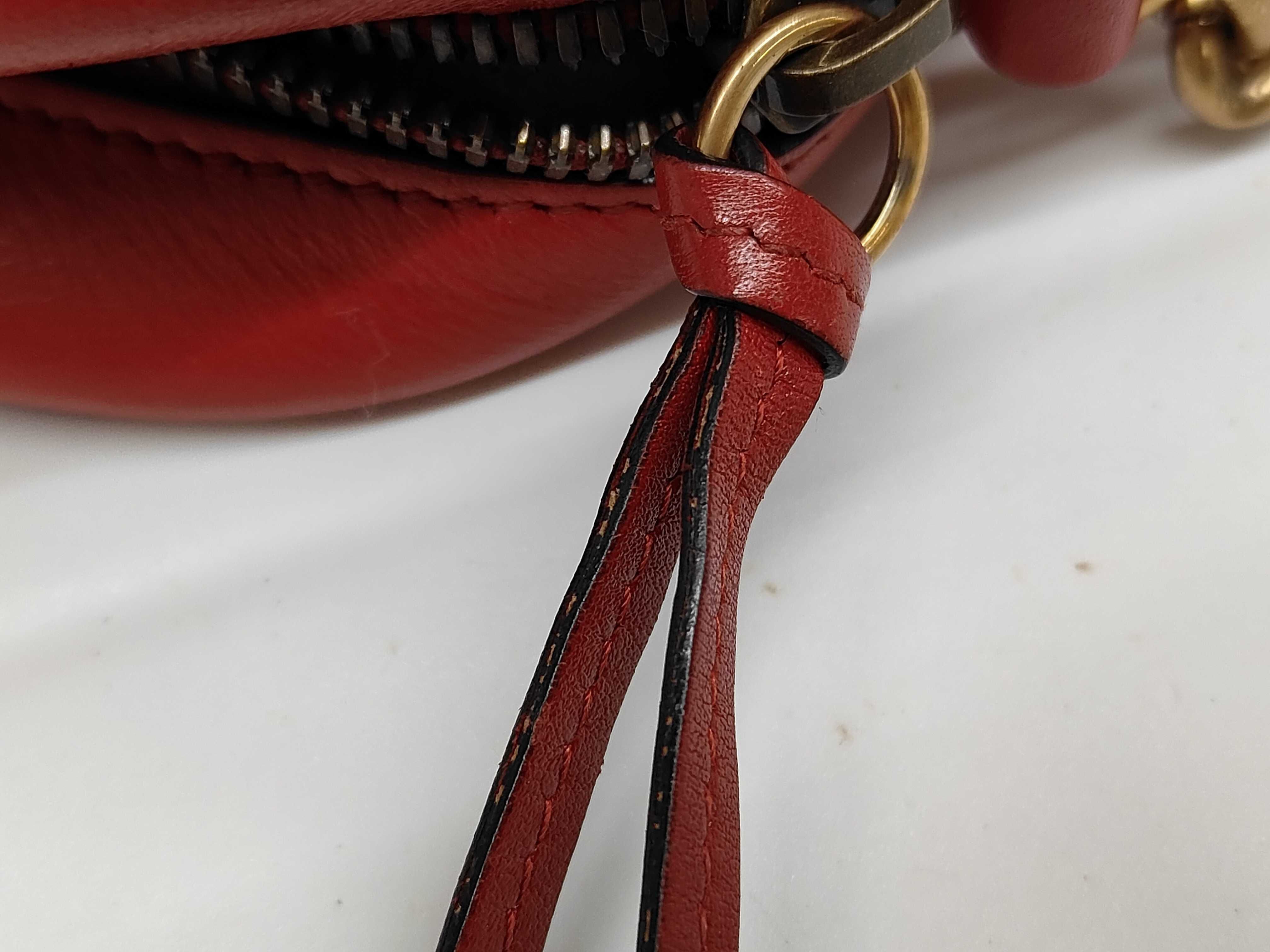 GG Marmont Matelasse Small Shoulder Bag — view 9