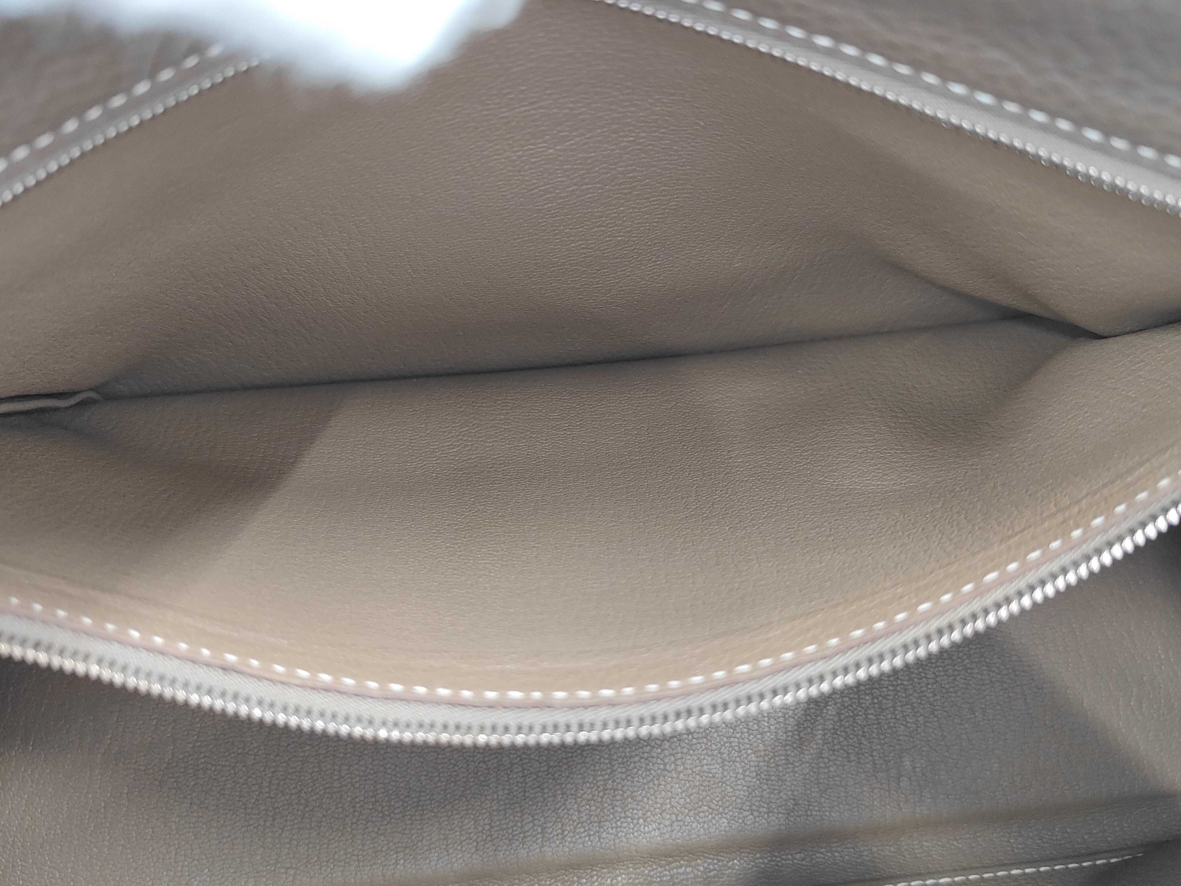 Kelly 32 Taurillon Leather Handbag — view 9