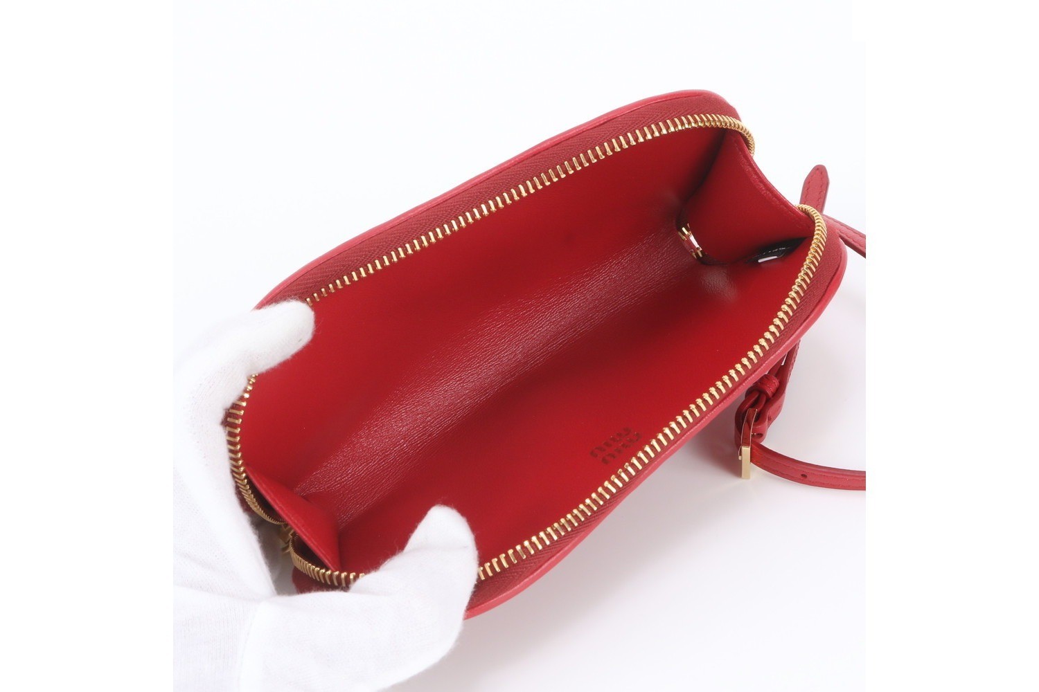 Matelassé leather pouch/clutch with shoulder strap — view 8