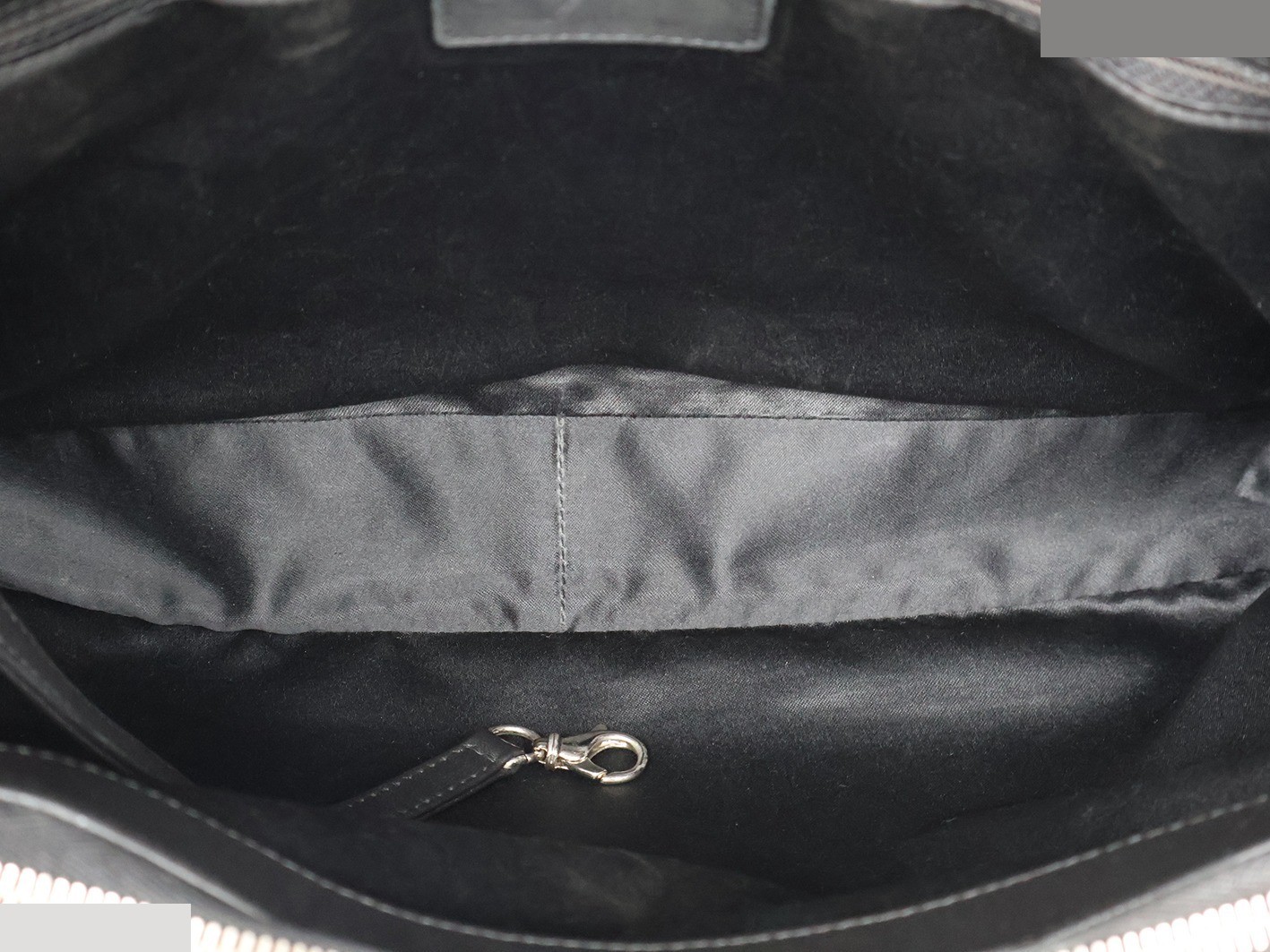 Caviar Skin GST Chain Tote Bag, Black — view 12