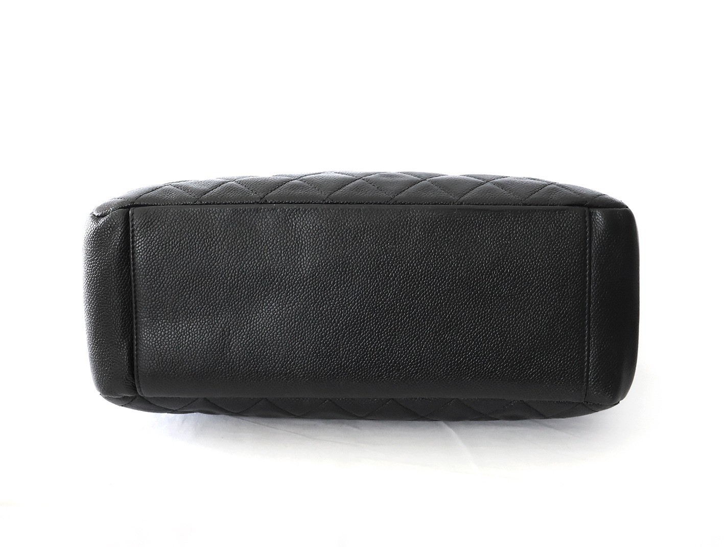 Caviar Skin GST Chain Tote Bag, Black — view 3