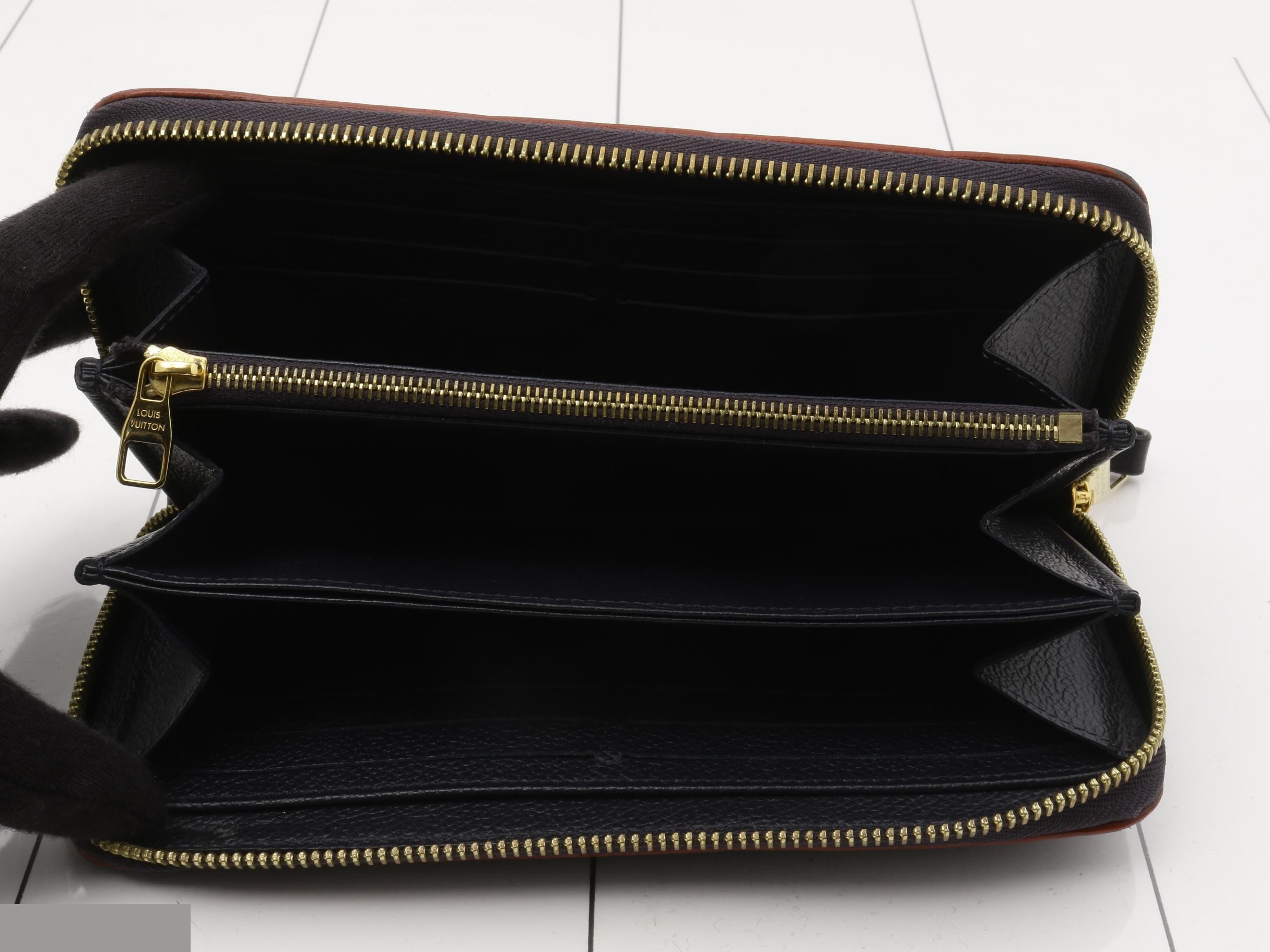 Zippy Wallet — view 4