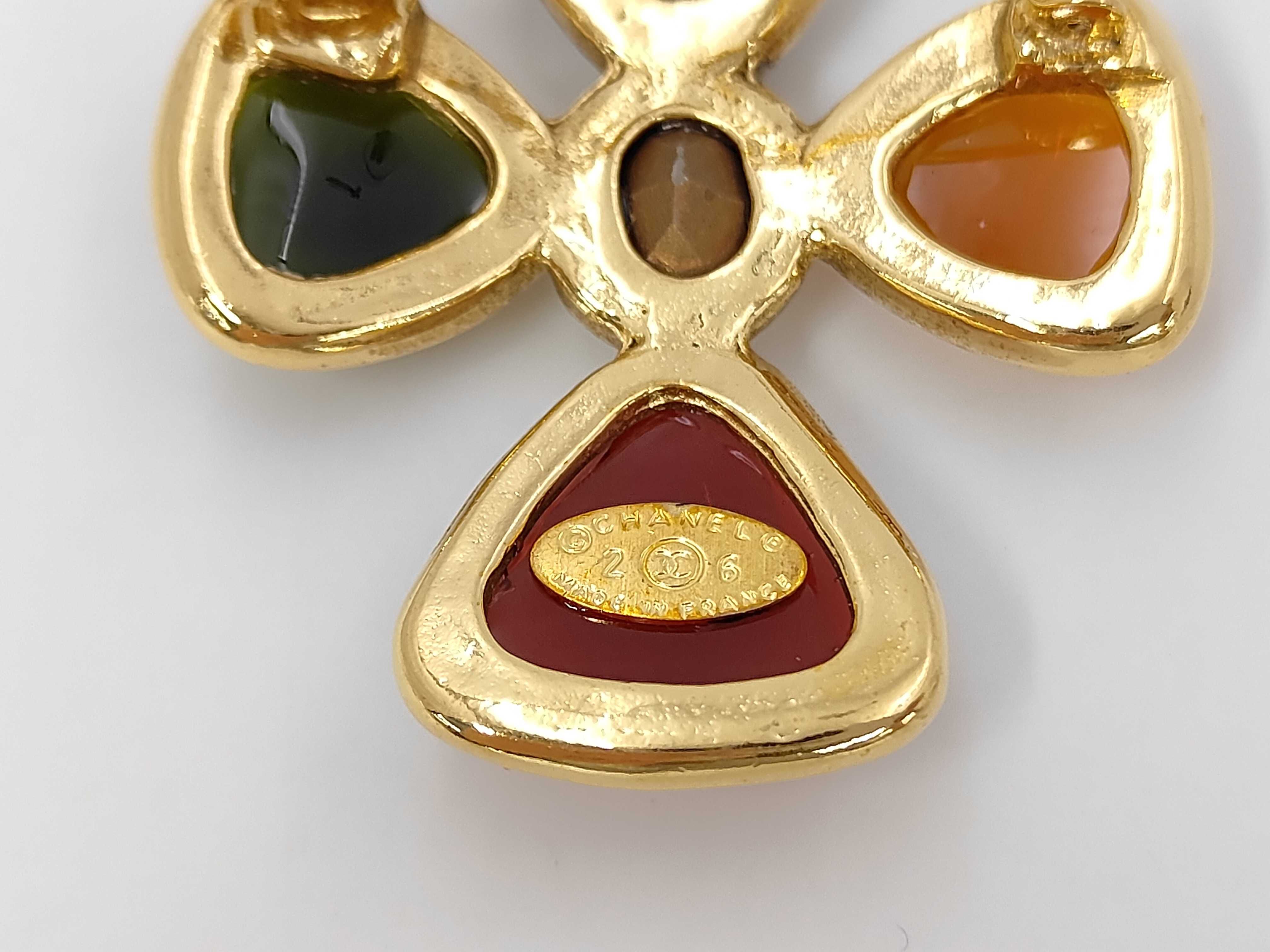 Brooch, Gripoix, Multicolored Stone, 2/6 Stamped Brooch — view 3