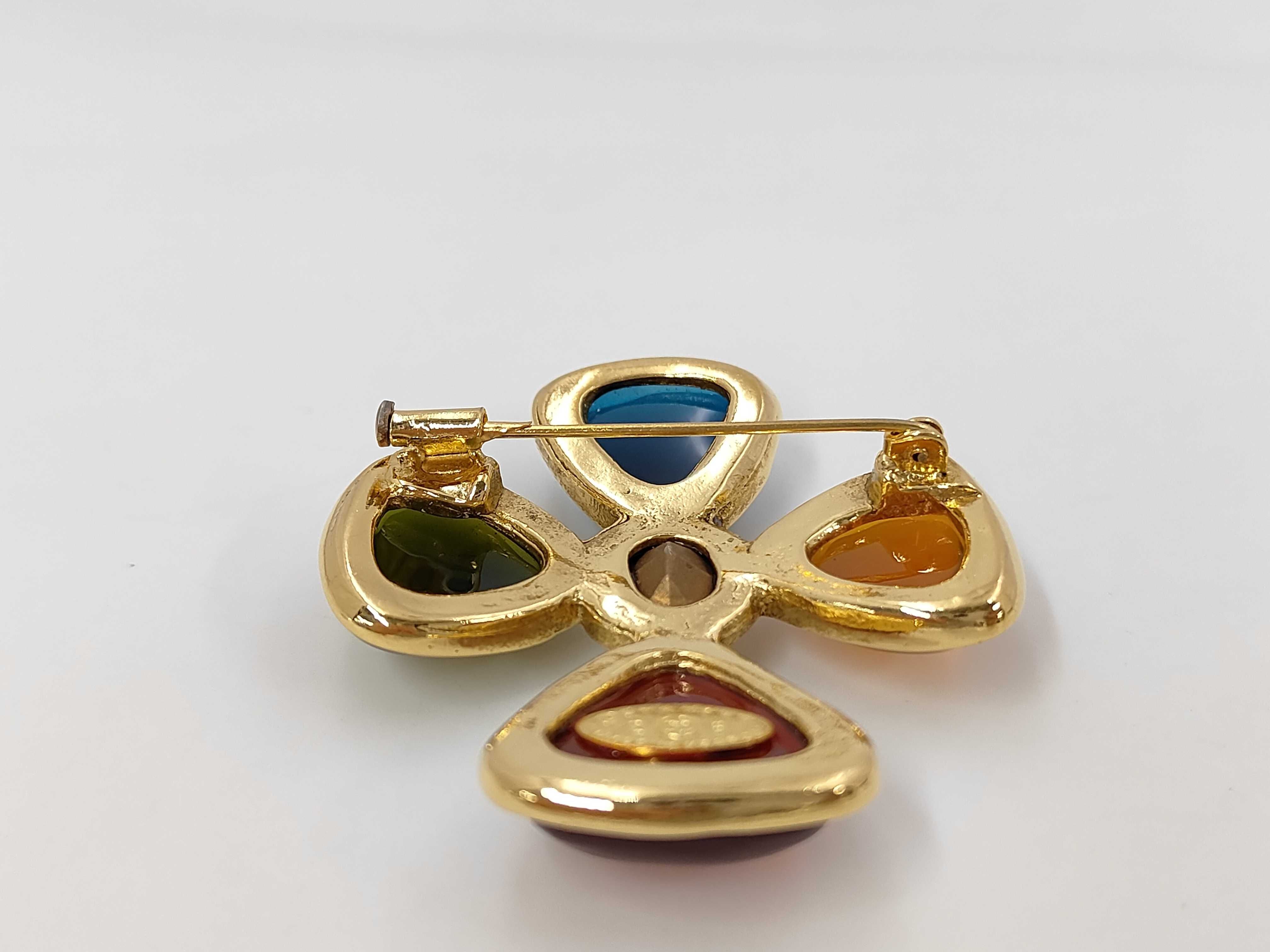 Brooch, Gripoix, Multicolored Stone, 2/6 Stamped Brooch — view 4