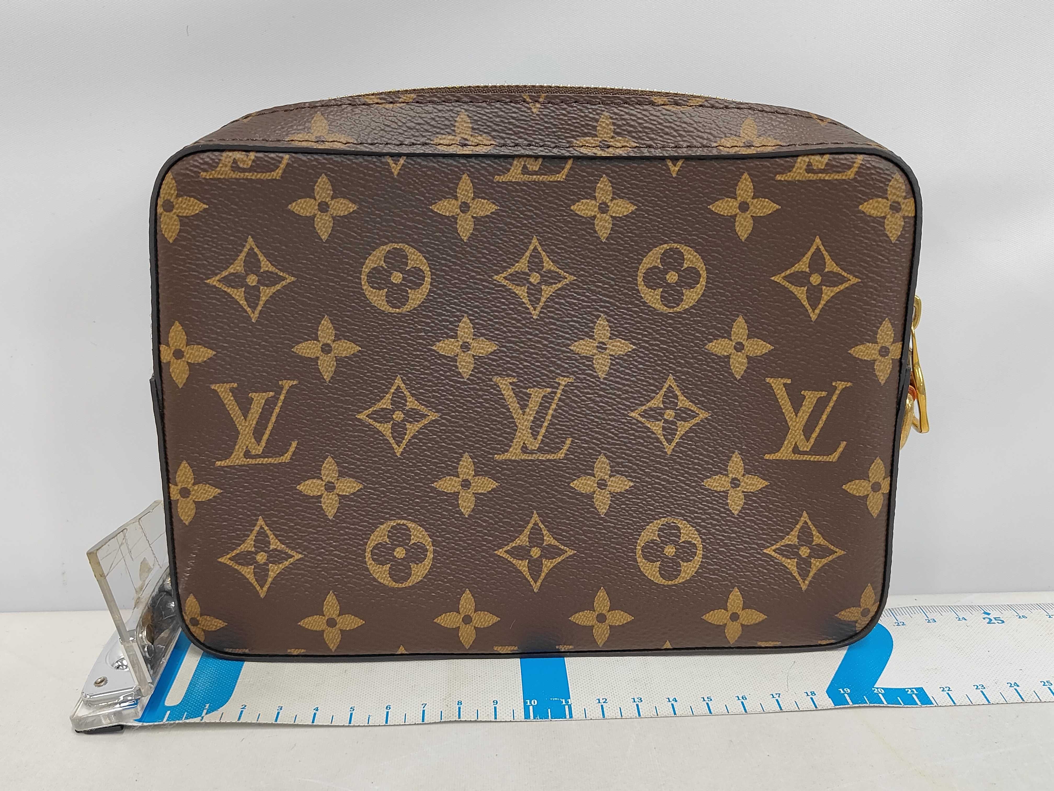Soft Trunk Pouch M44779 Monogram Clutch Second Bag — view 2
