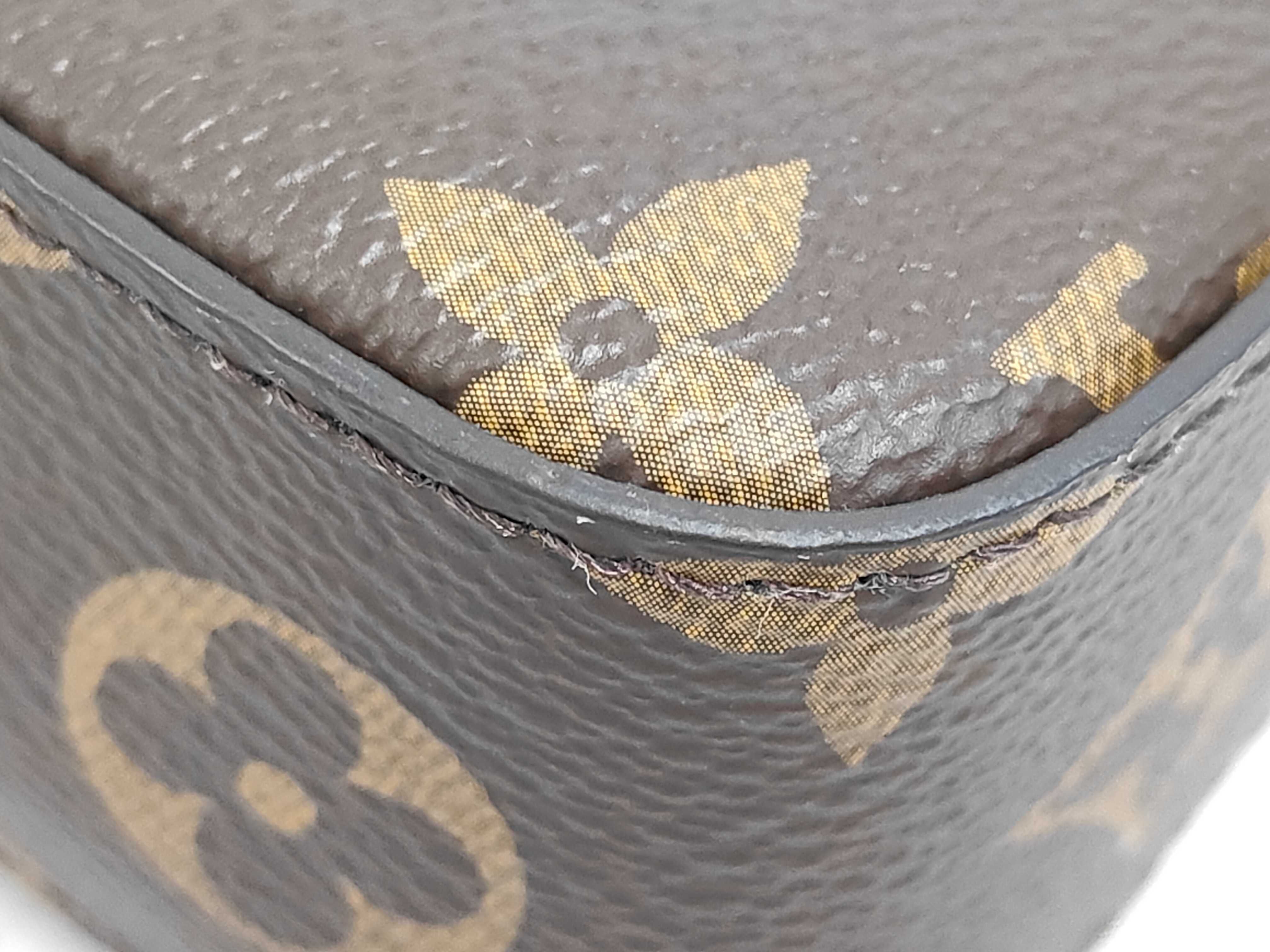 Soft Trunk Pouch M44779 Monogram Clutch Second Bag — view 3