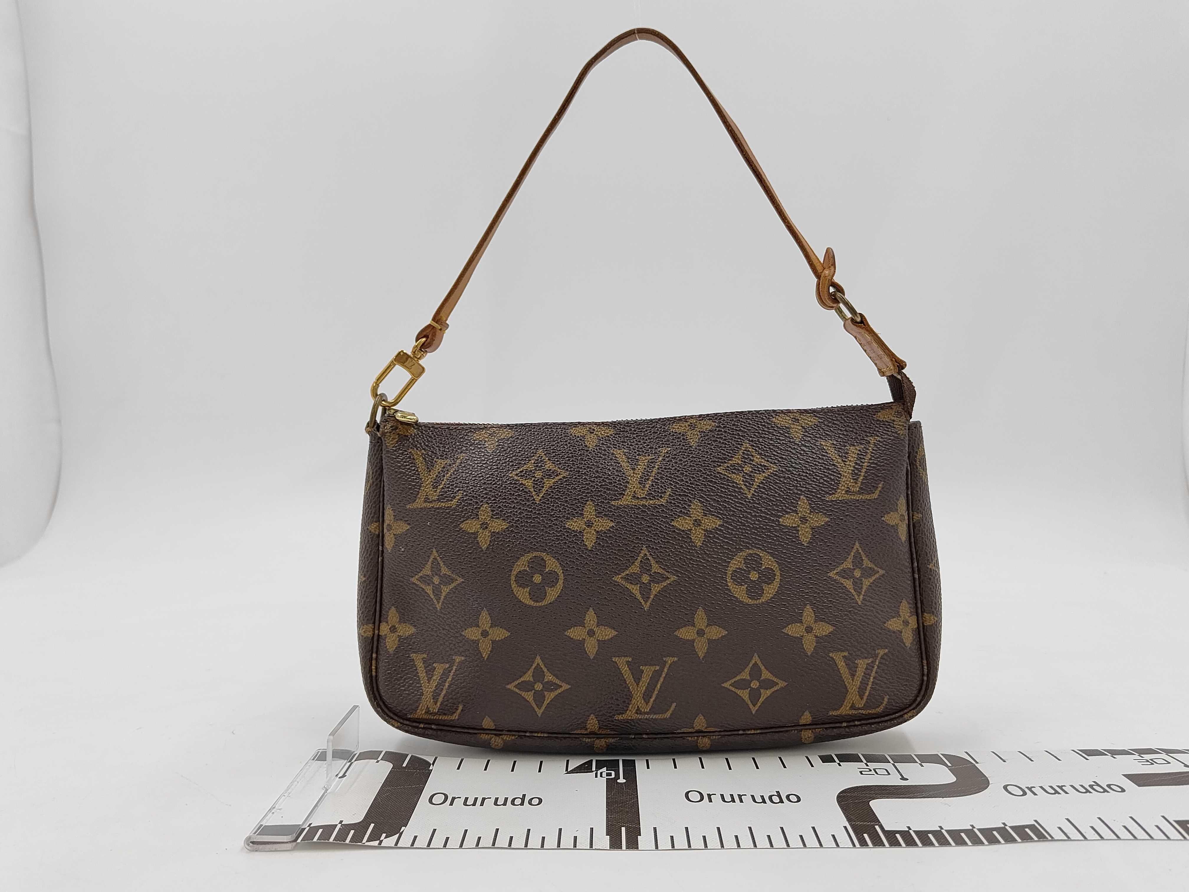 Monogram LV Accessoires Pouch — view 2