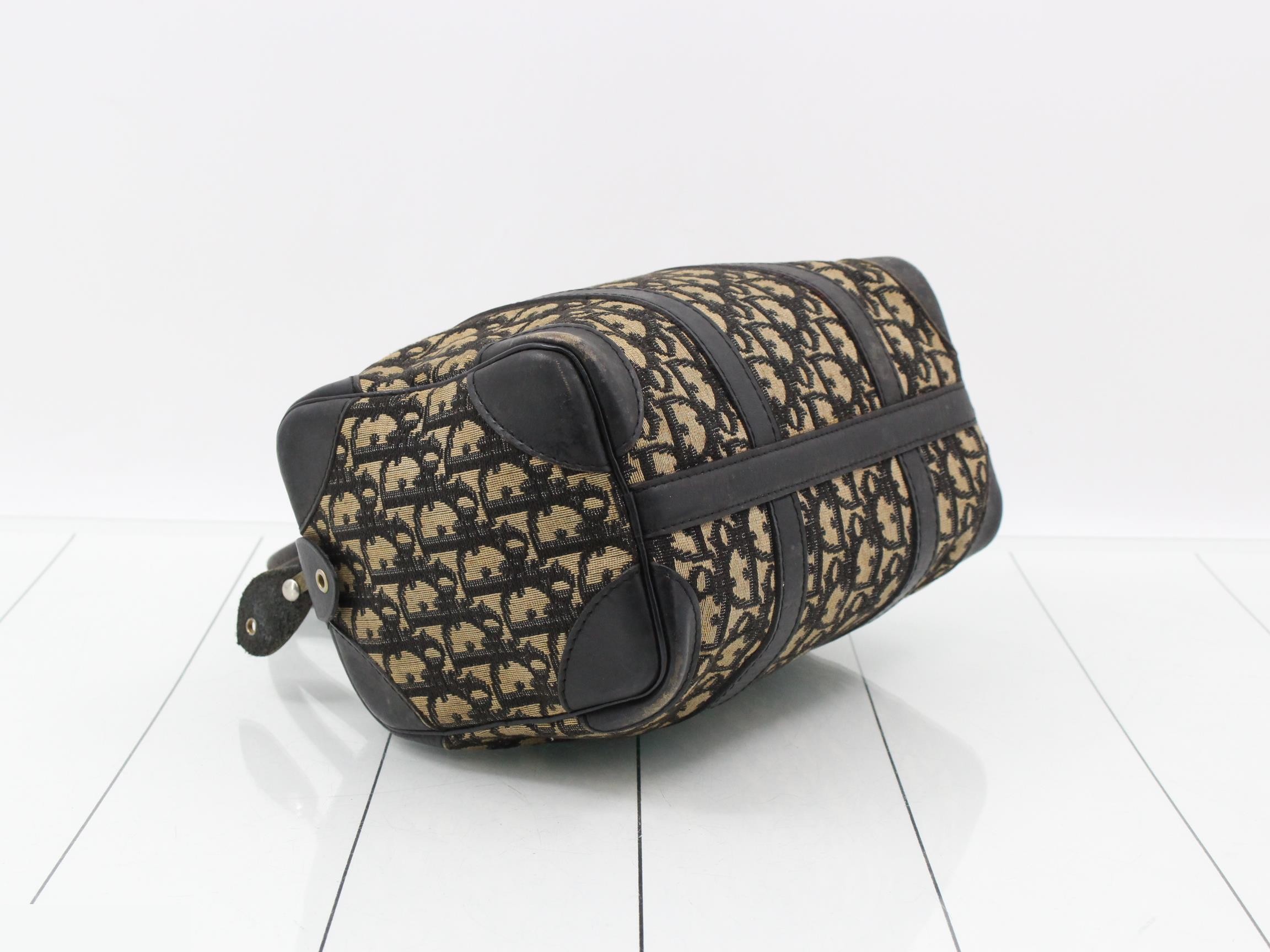 handbag — view 5