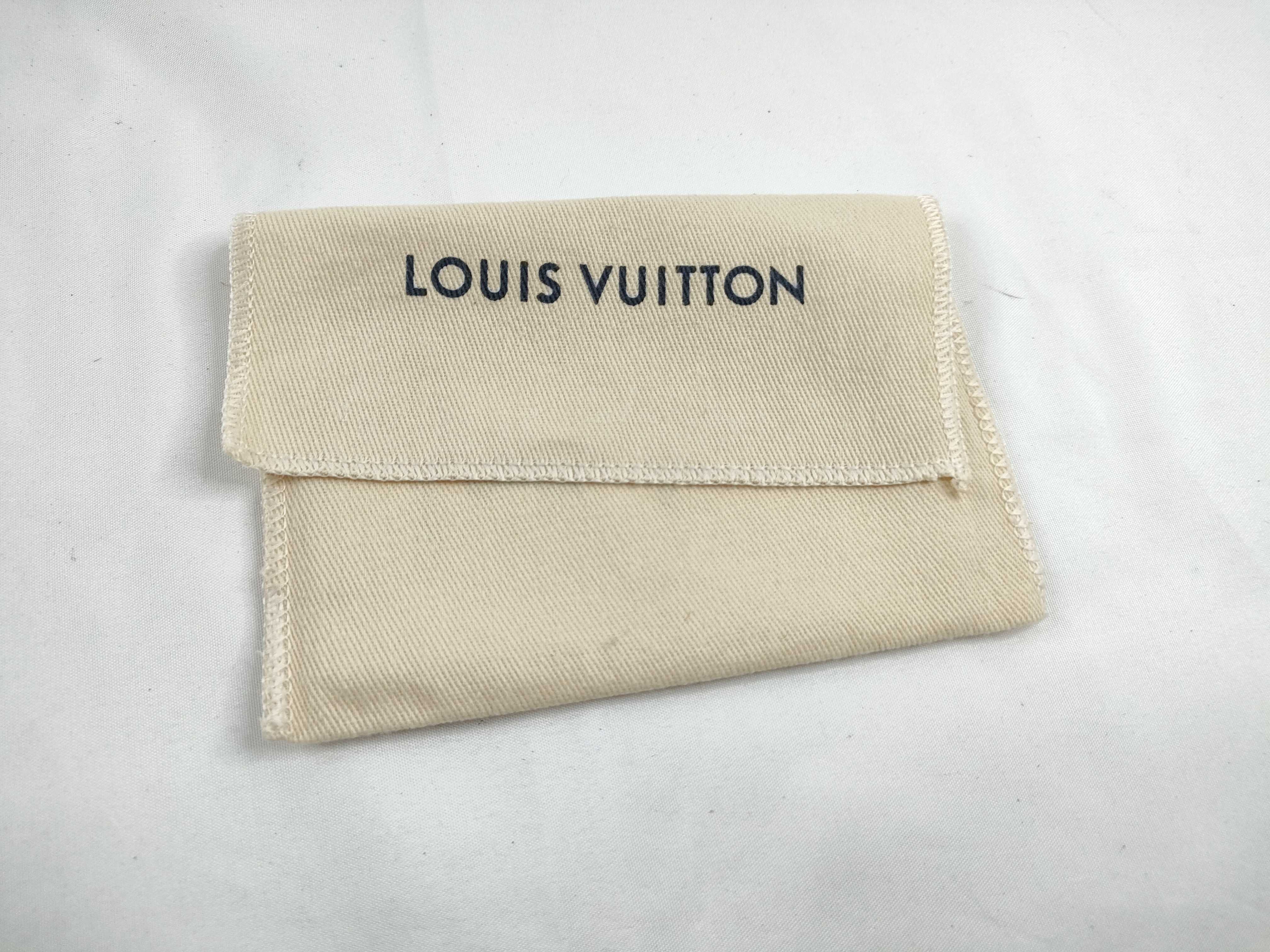 Name Tag (Red), Dust Bag, and Other Accessories — view 11