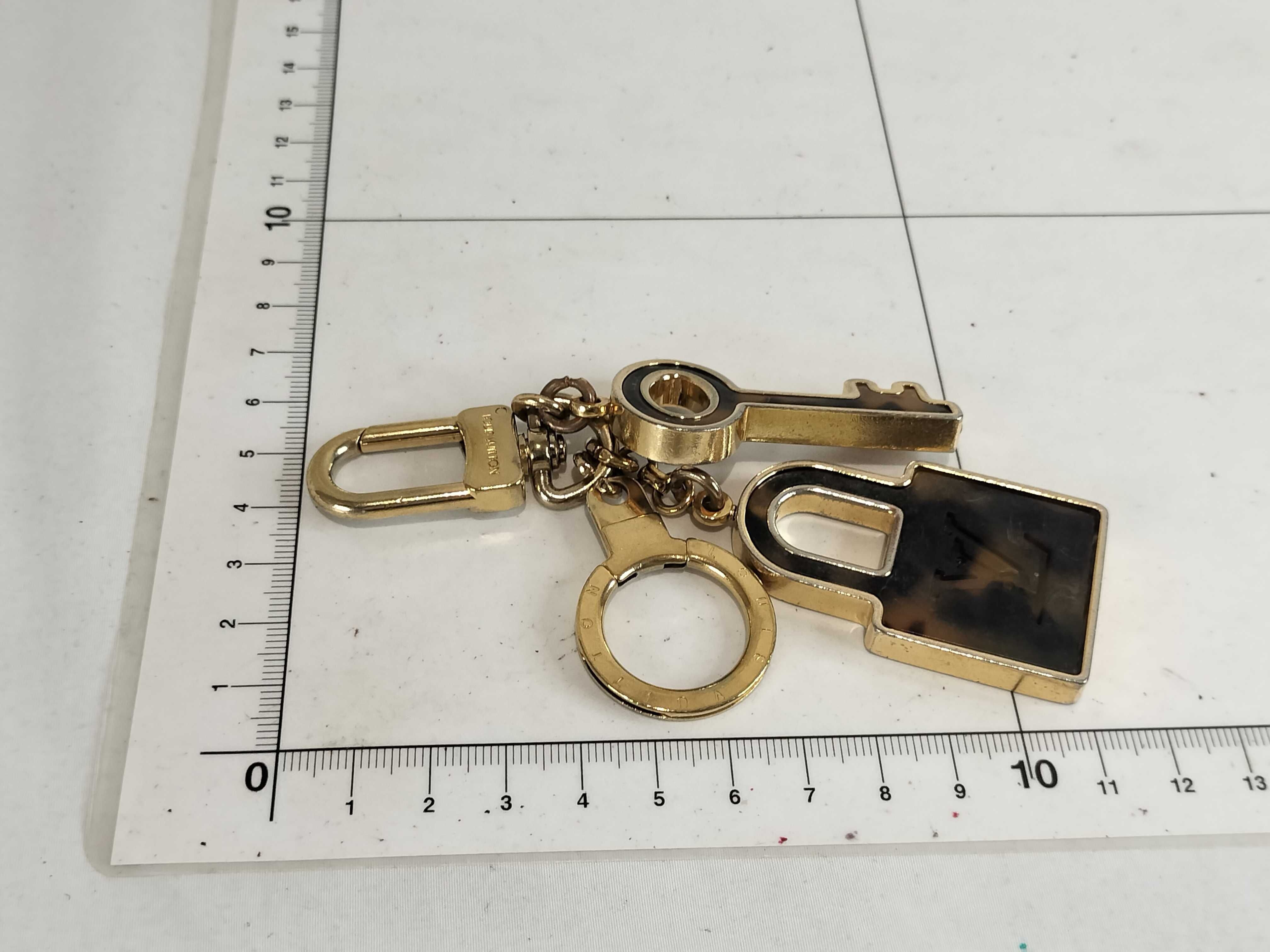 Keychain M65088 Portefeuille Confidence GP Gold Color OB1100 Key Case/Keychain — view 5