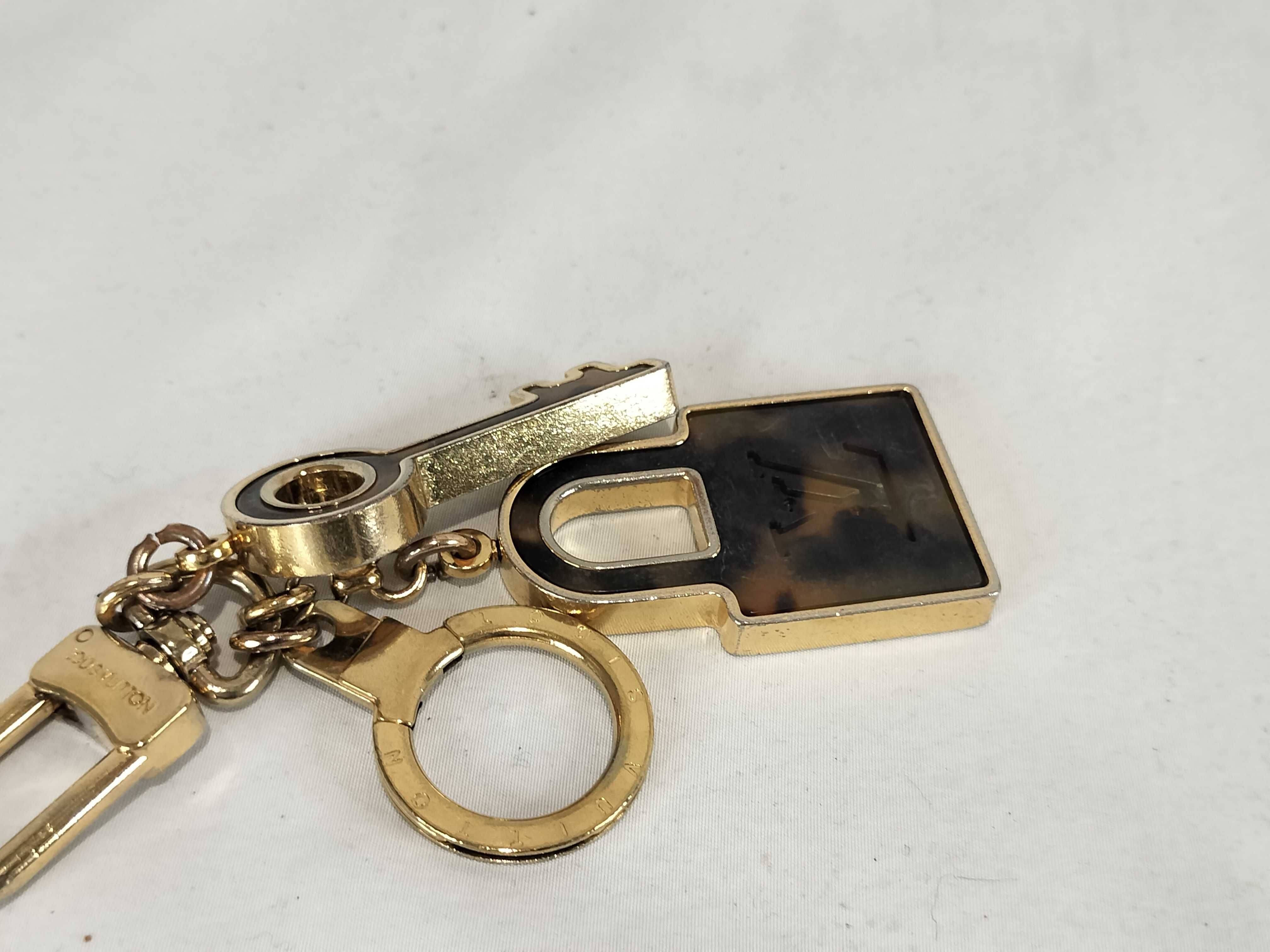 Keychain M65088 Portefeuille Confidence GP Gold Color OB1100 Key Case/Keychain — view 6