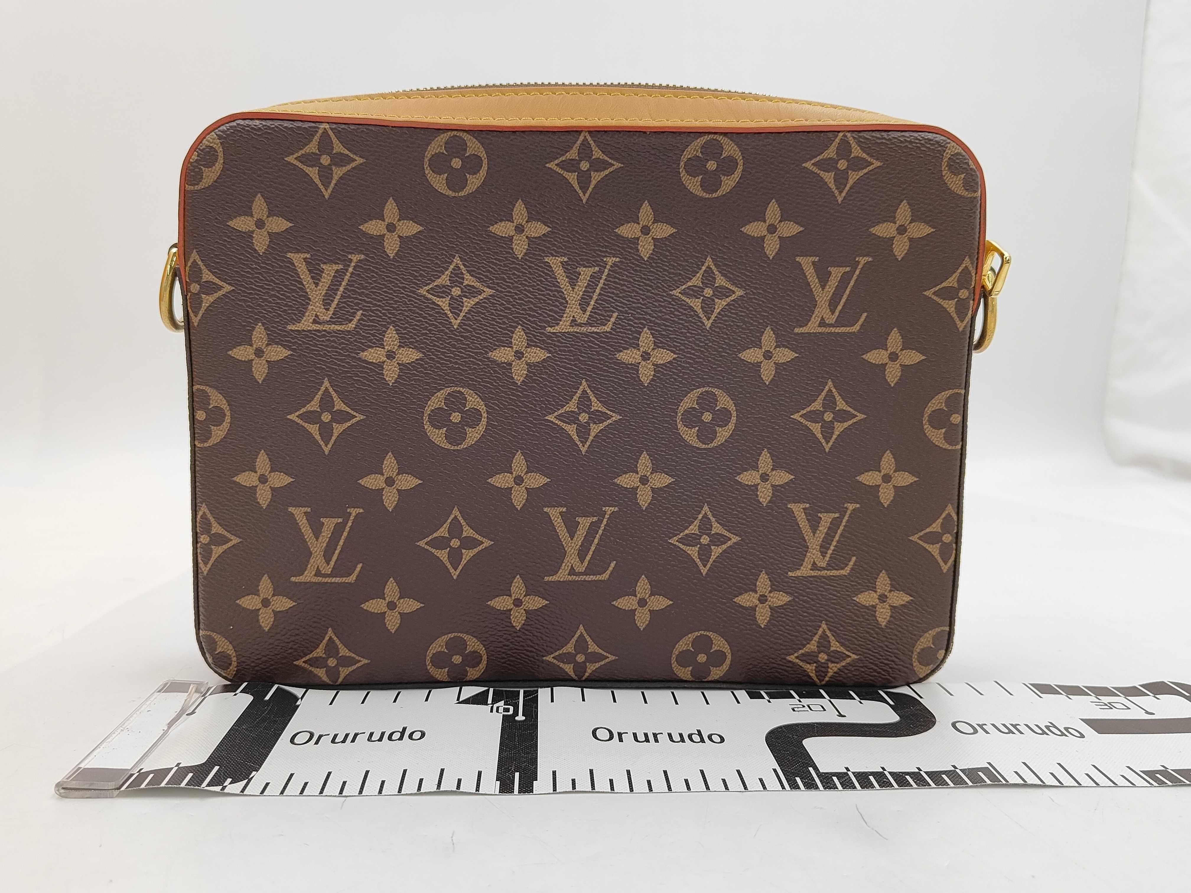 Monogram Trio Messenger M45965 Brown (RFID detected) Shoulder Bag — view 2