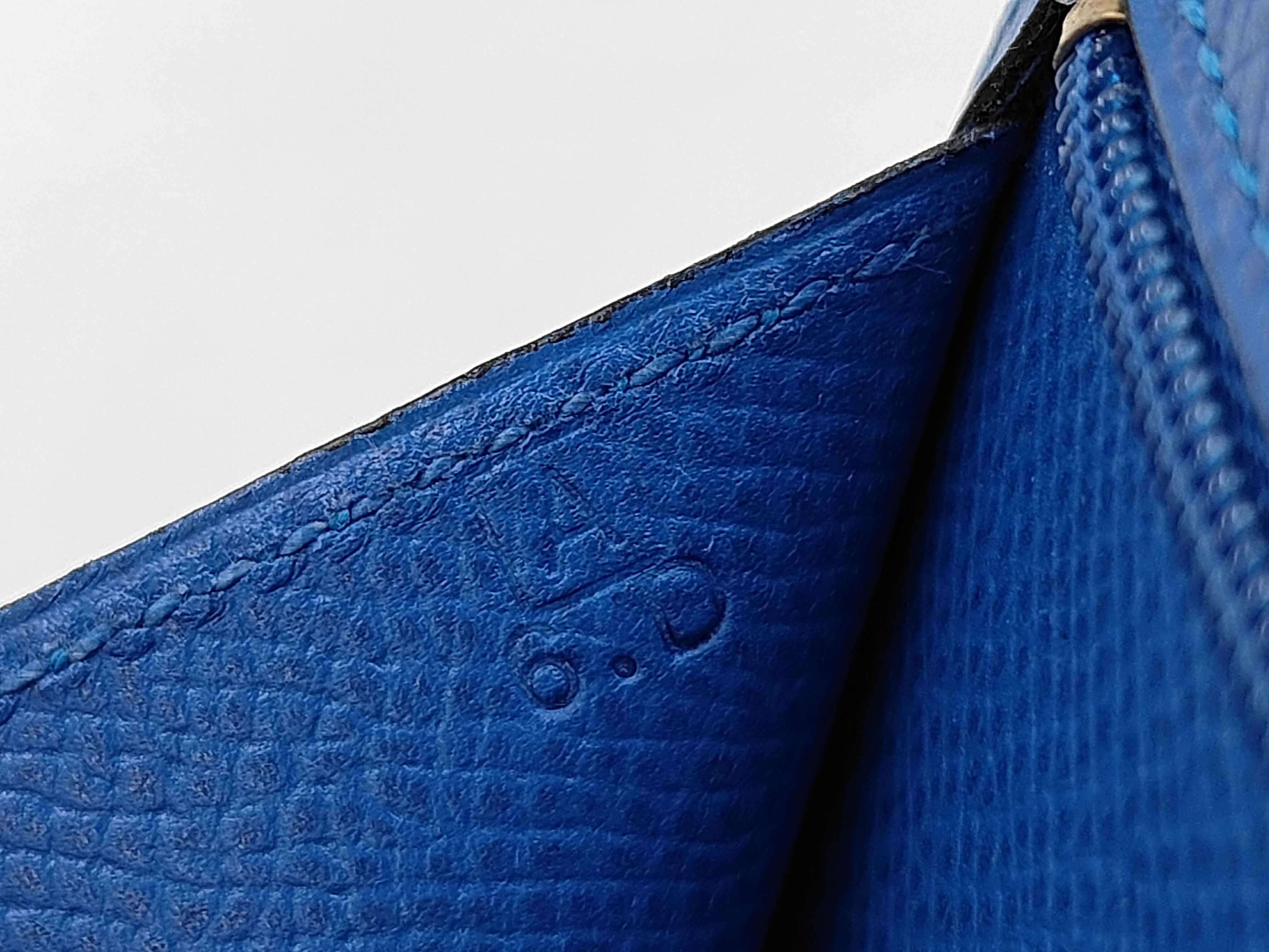 Bearn Courchevel Leather Wallet, Gold Hardware, Blue, A — view 14