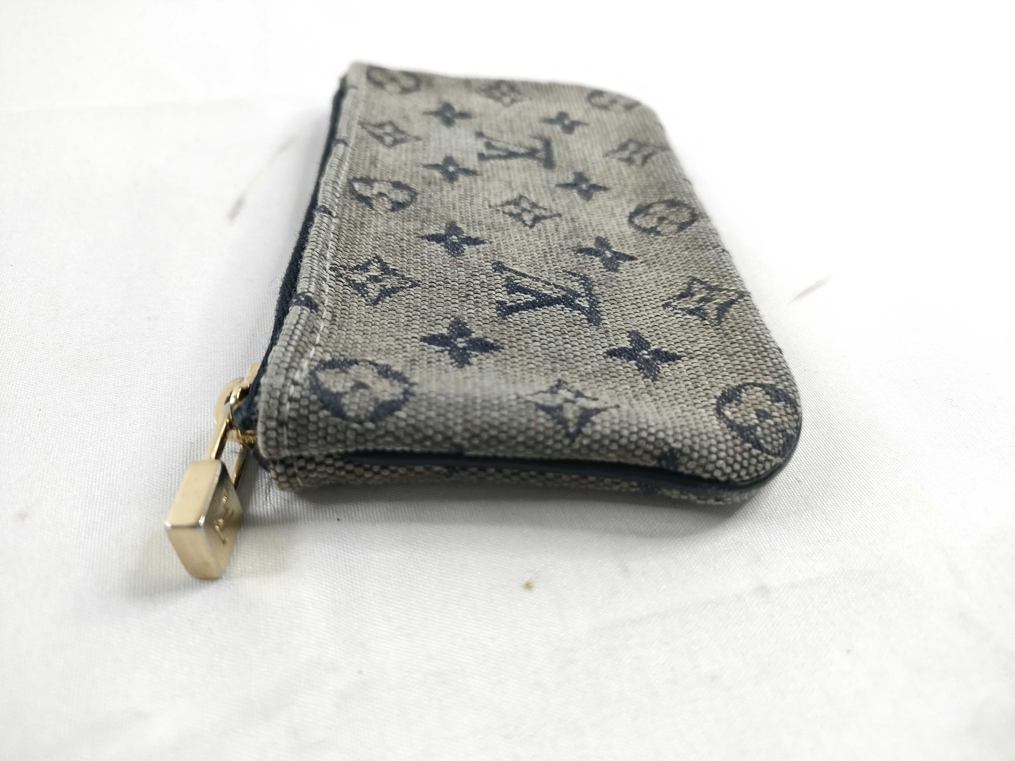 Monogram Mini LV Coin Case — view 7