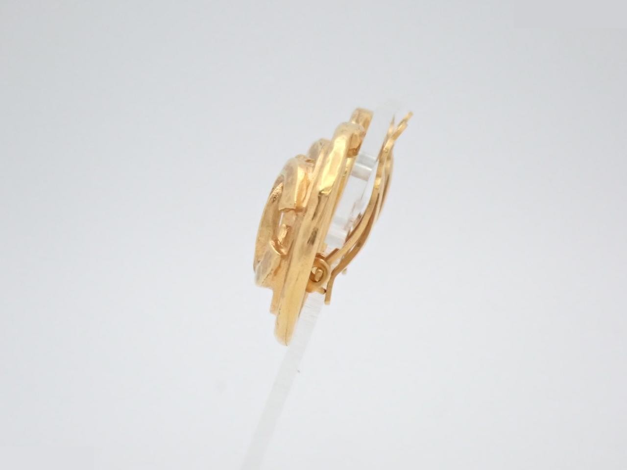 Earrings with Coco Mark design, gold. — view 3