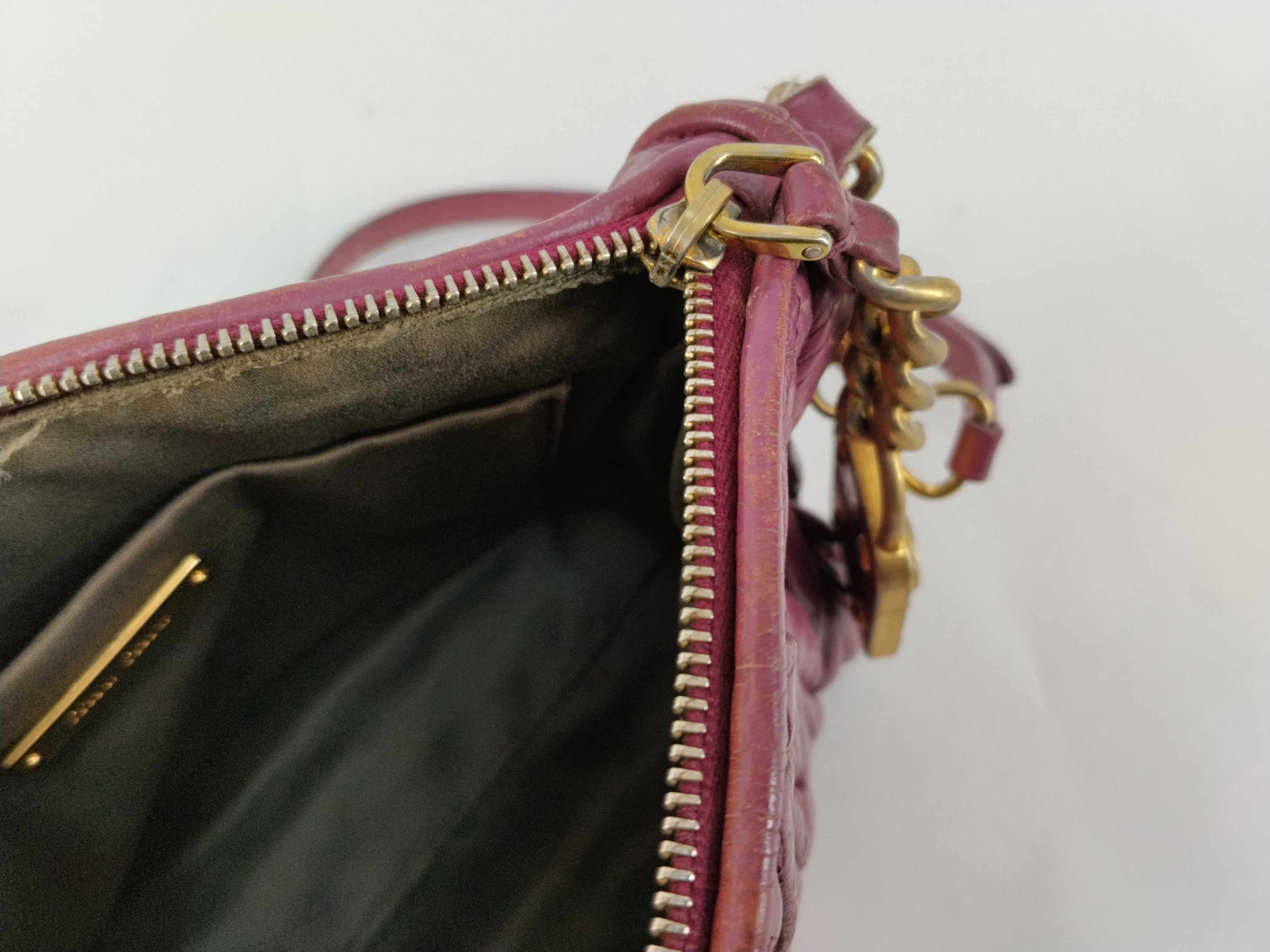 Matelassé Shoulder Bag — view 9