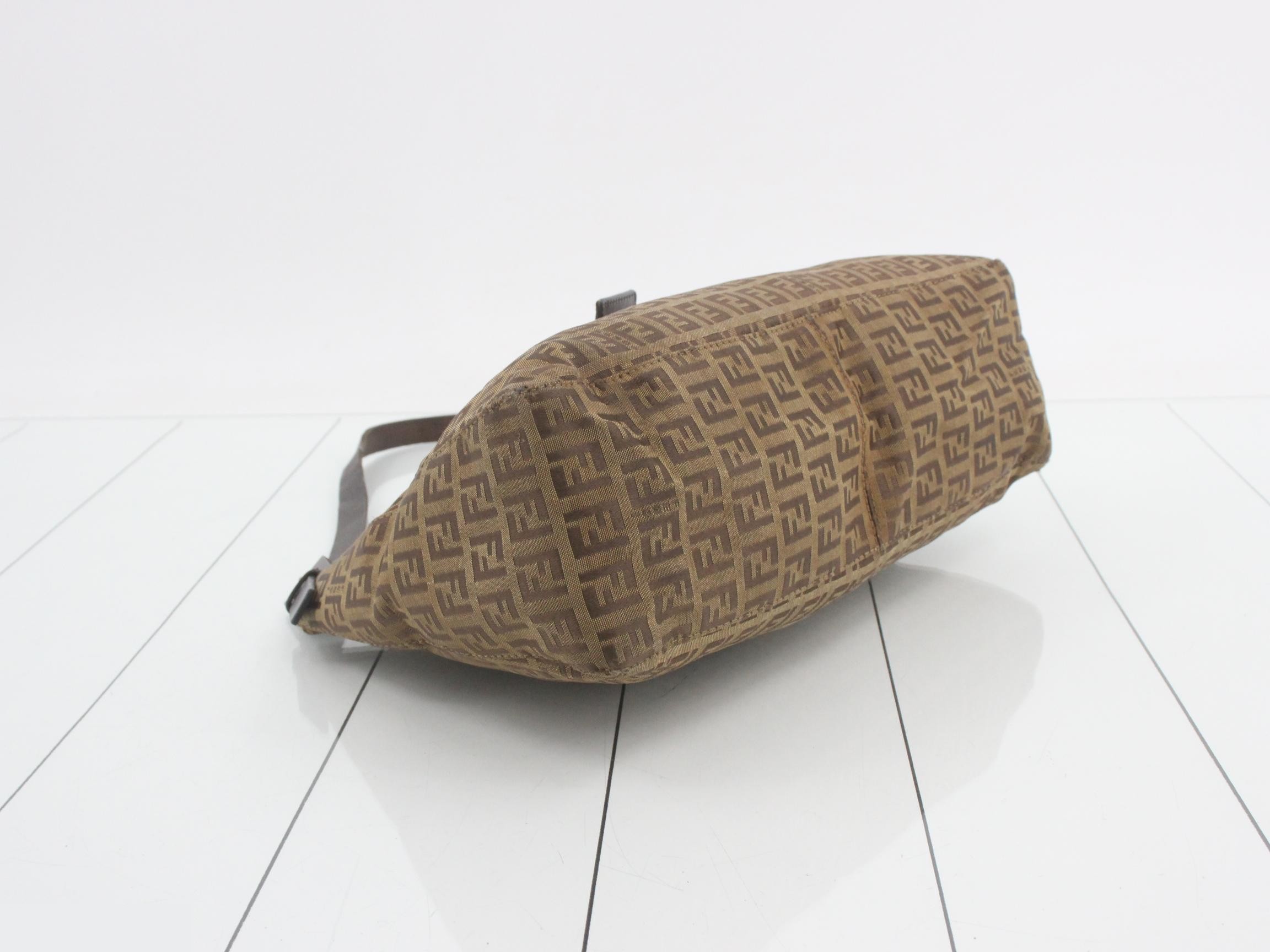 ZUCCA Mamma Bucket Shoulder Bag — view 5