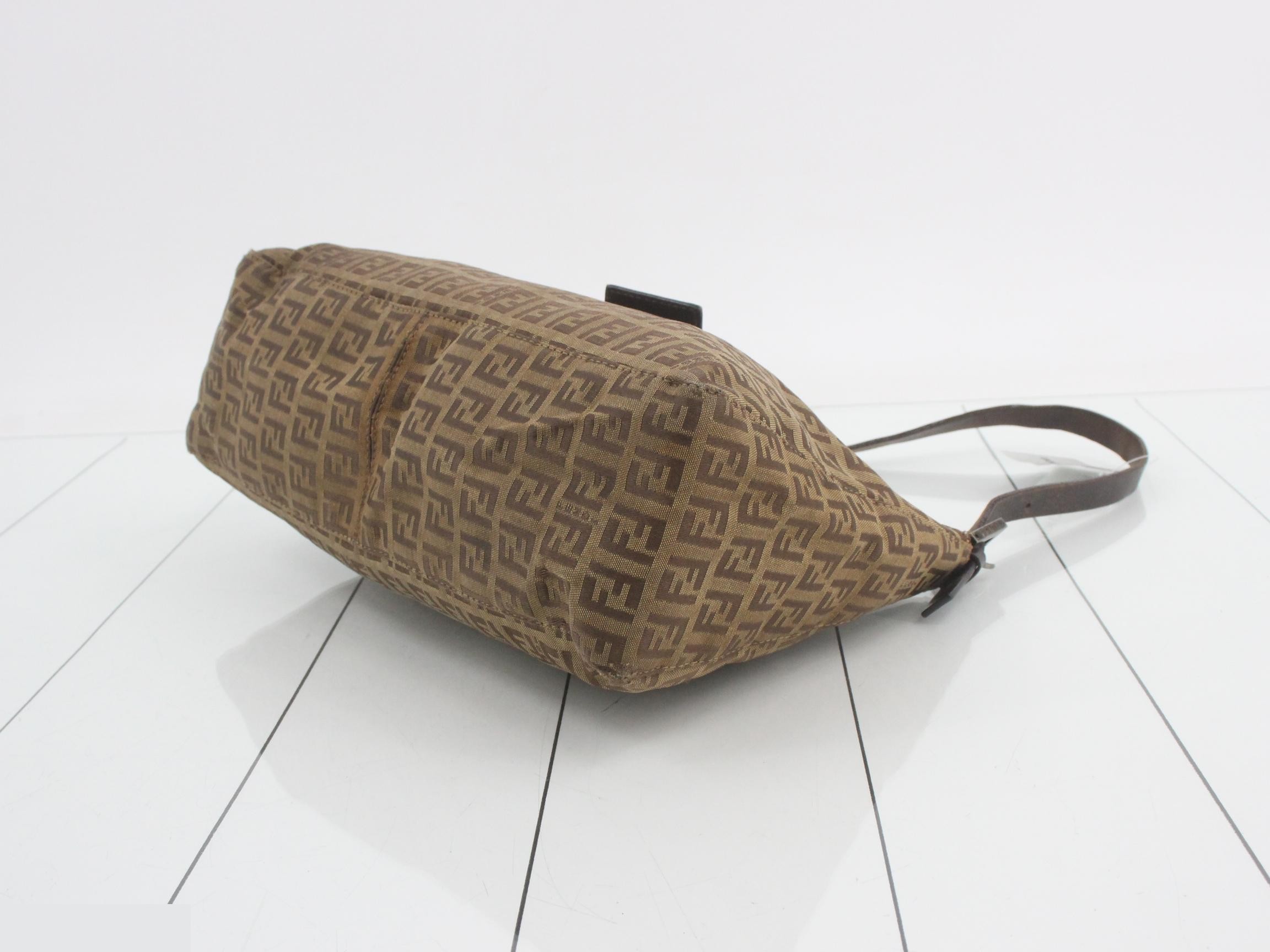ZUCCA Mamma Bucket Shoulder Bag — view 6