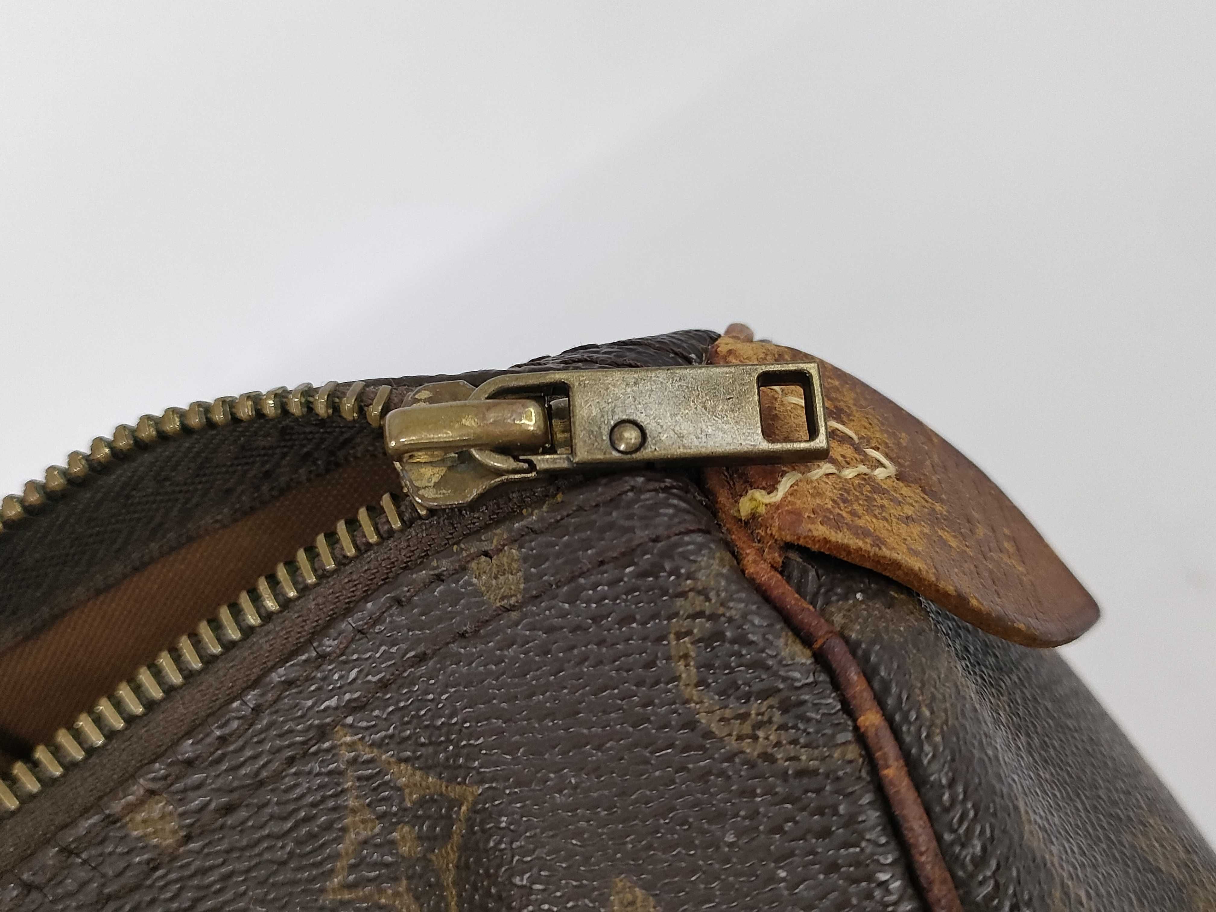 Monogram Louis Vuitton Speedy Handbag — view 14