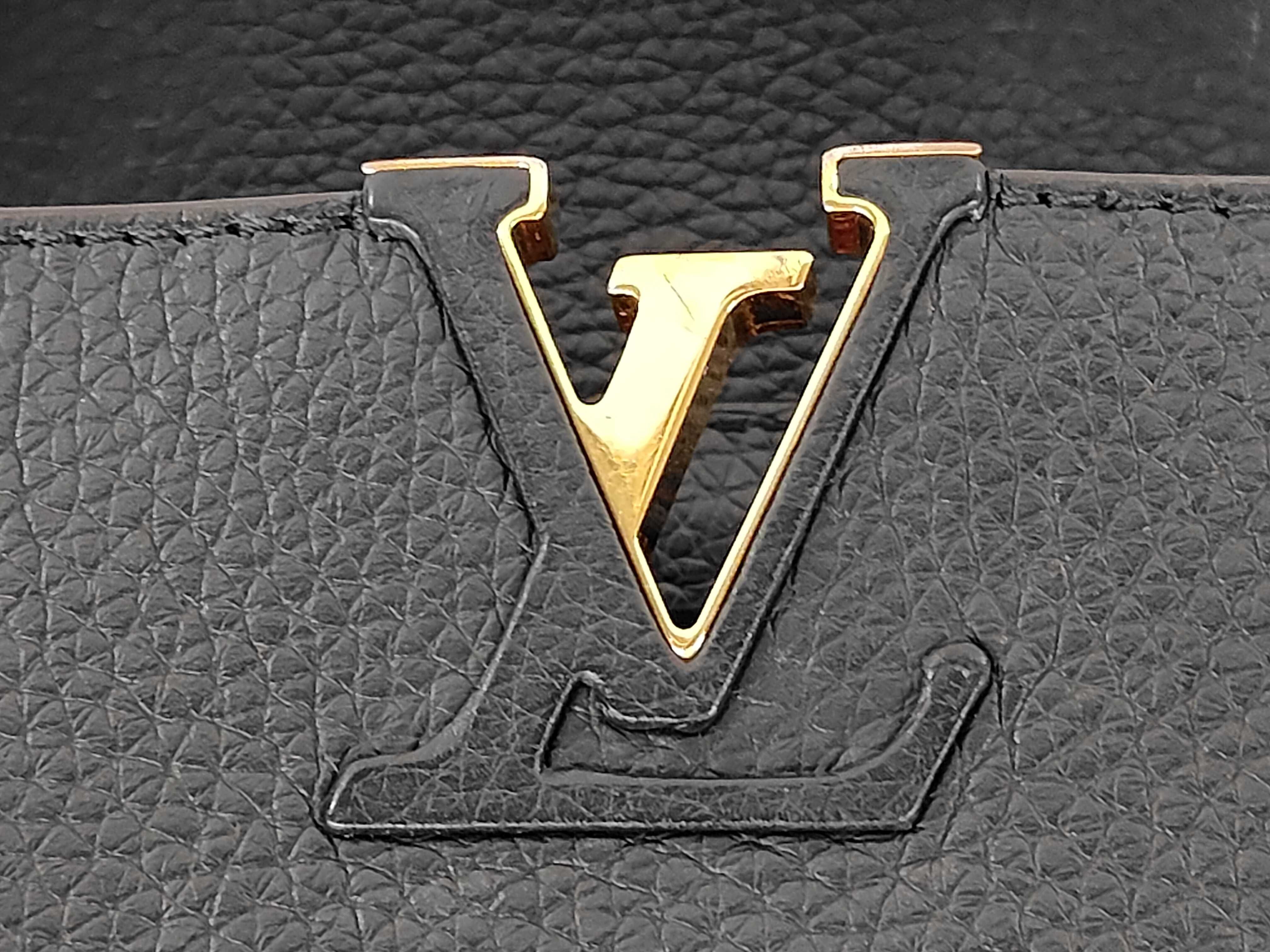 LV Capucines BB Noir M94755 Handbag — view 13
