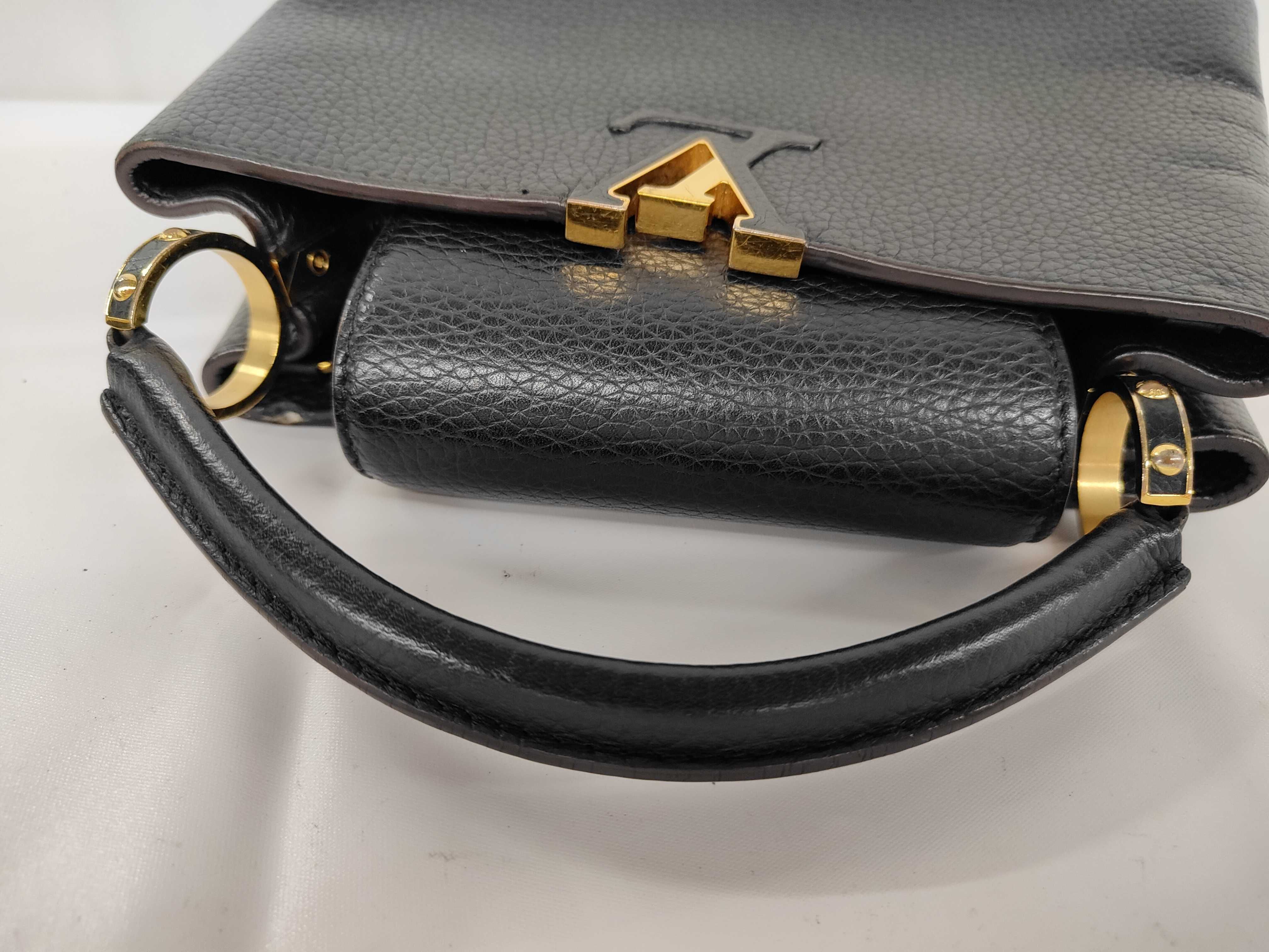 LV Capucines BB Noir M94755 Handbag — view 3