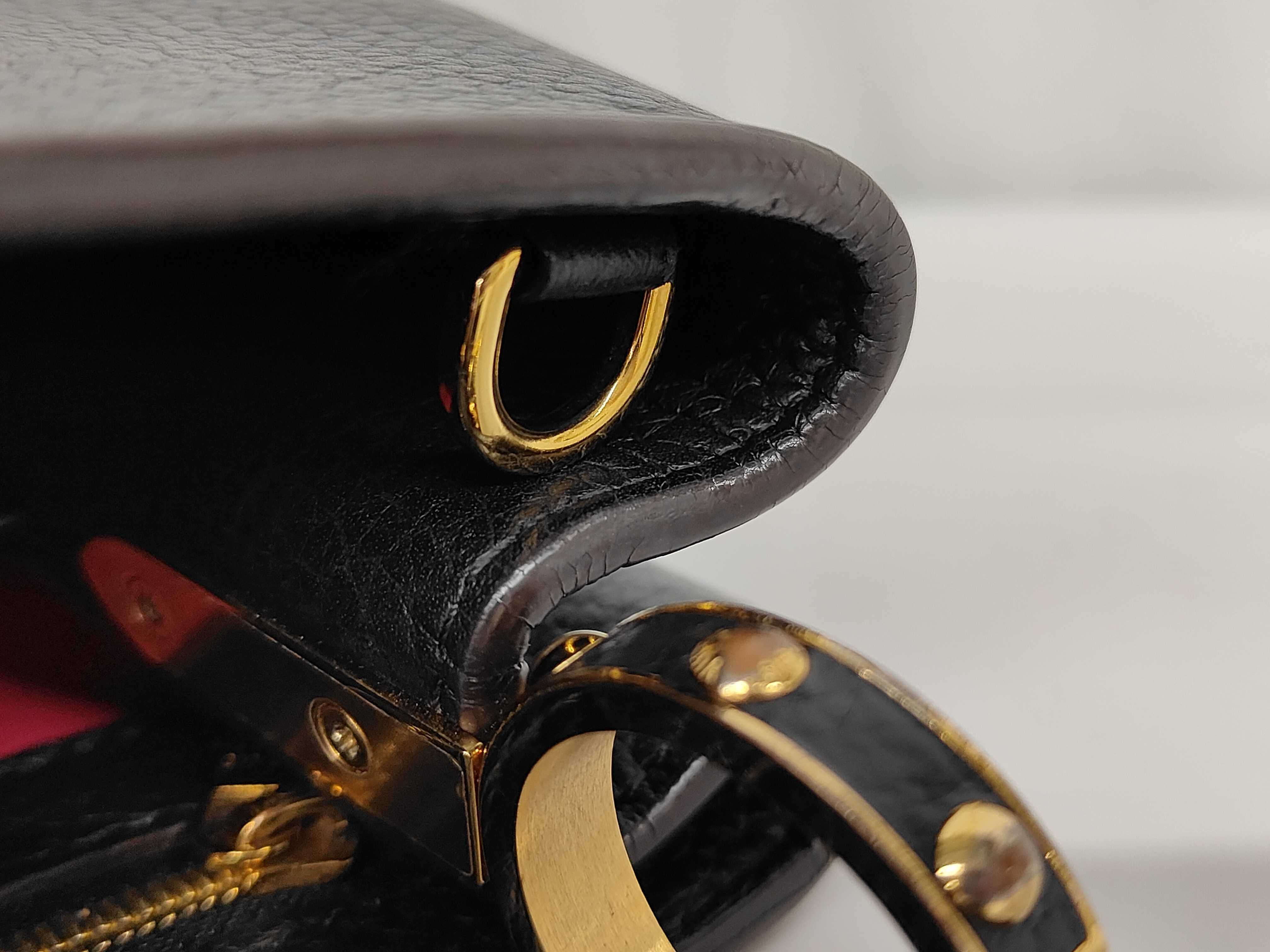 LV Capucines BB Noir M94755 Handbag — view 9