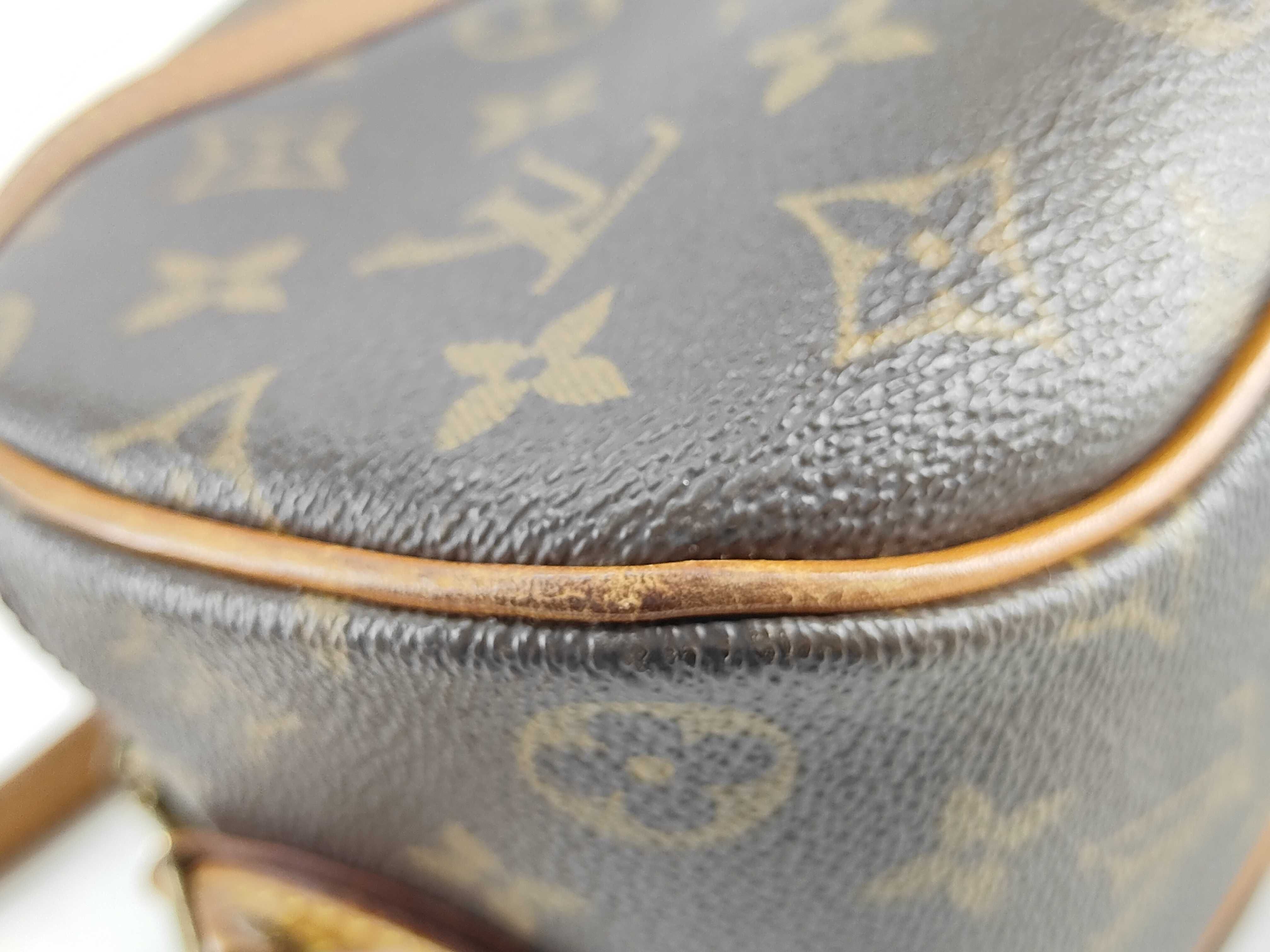 Monogram Louis Vuitton Monogram Blois Shoulder Bag — view 9