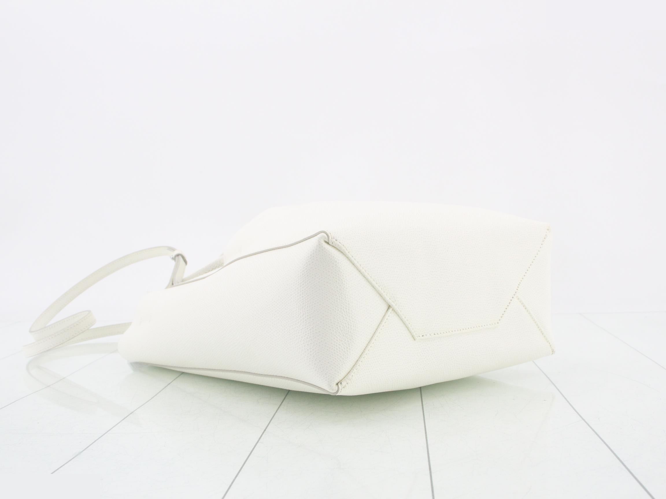 Vertical Cabas Small Leather 2-Way Handbag — view 5
