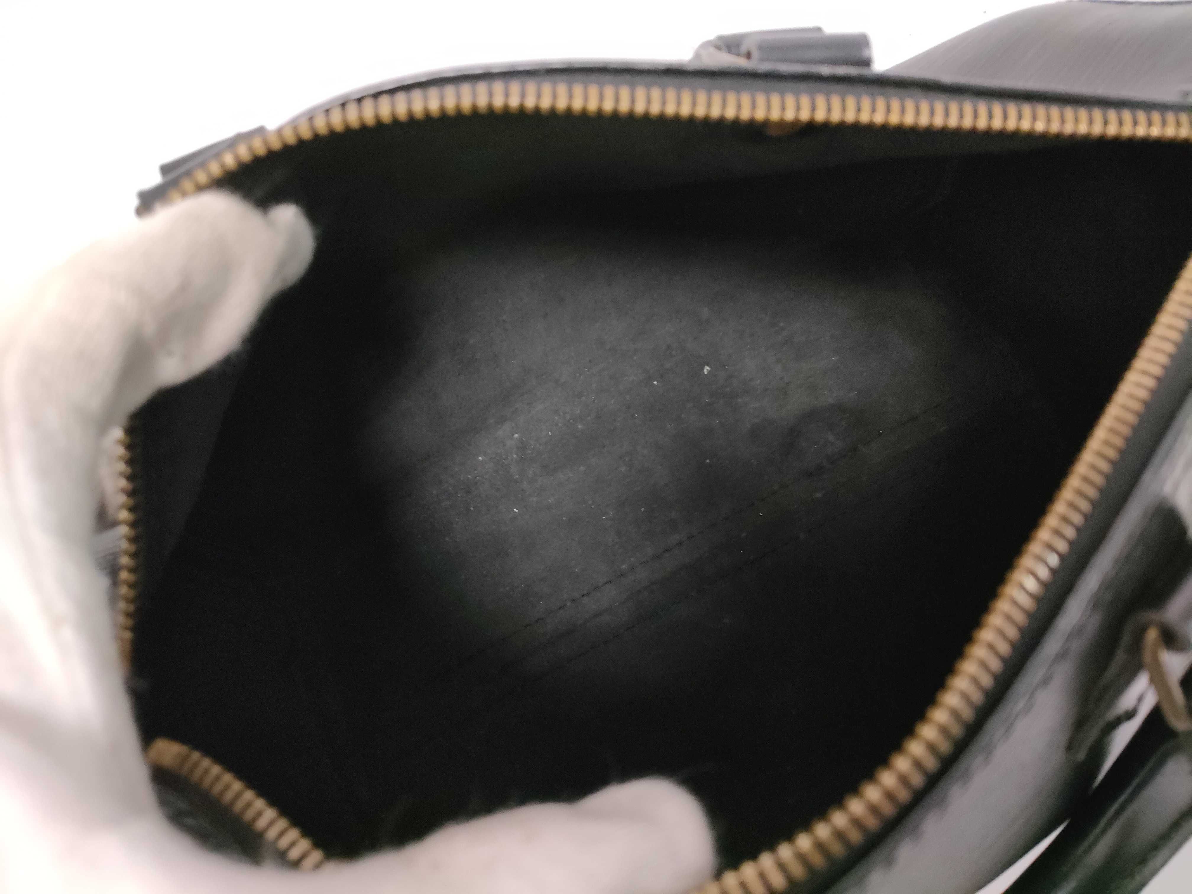 Epi / Epi / Handbag / Leather Handbag — view 12
