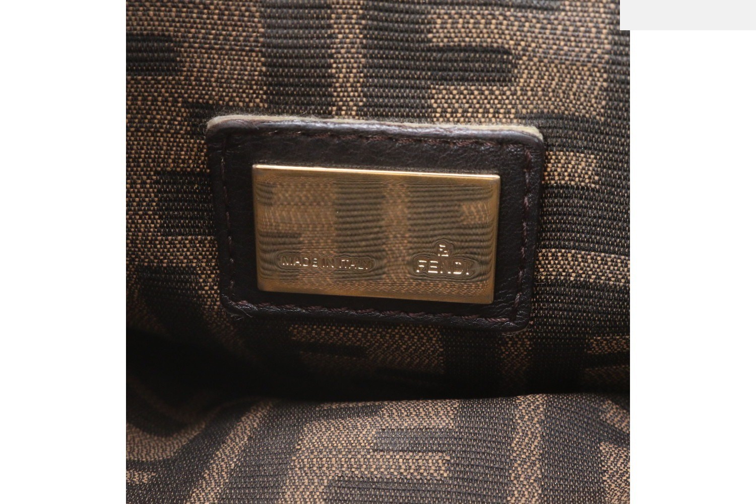 Peekaboo 8BN226 Leather 2-Way Shoulder Bag — view 9