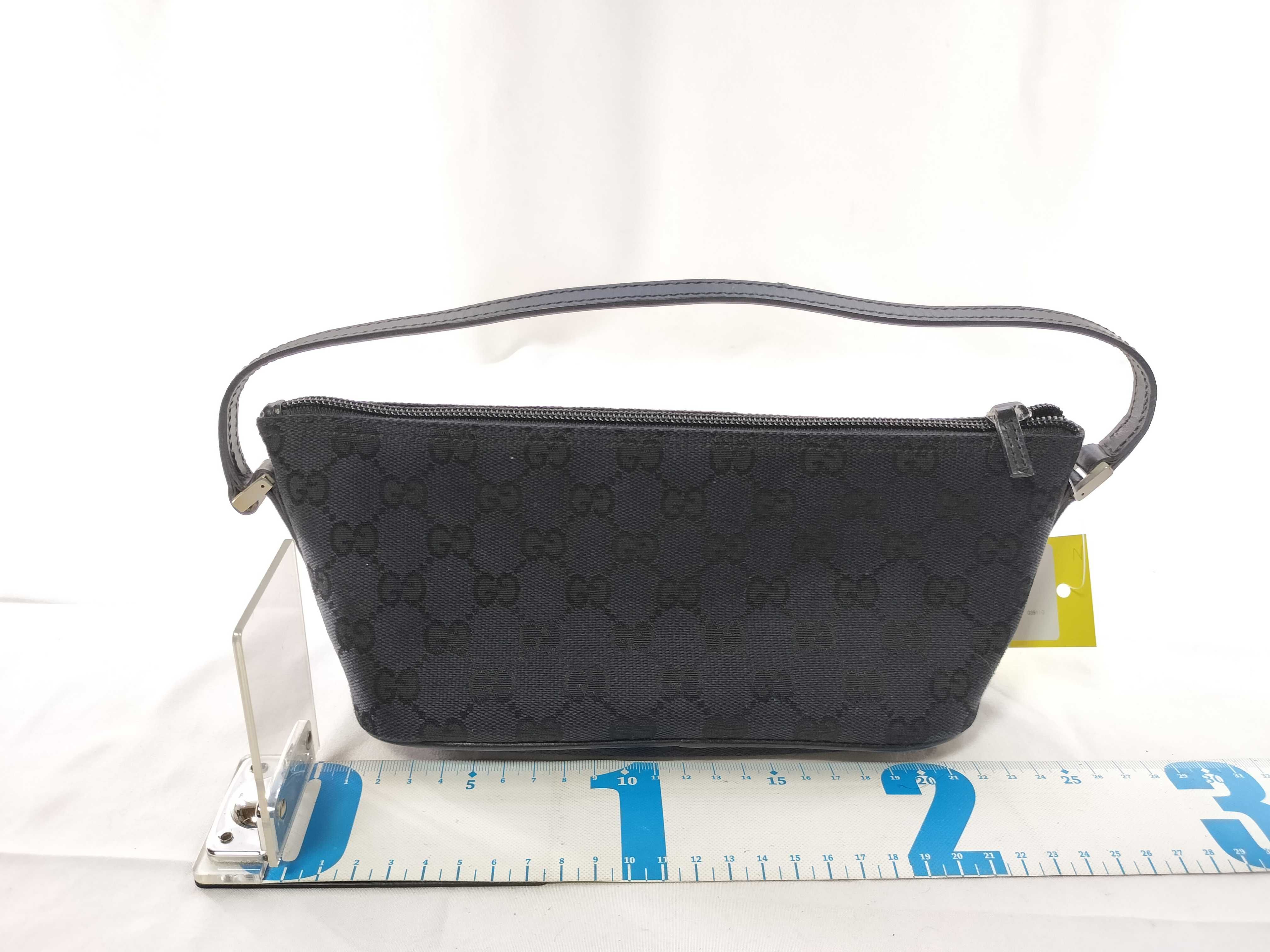 GG Canvas One-Shoulder Pouch 0391103 Shoulder Bag — view 2