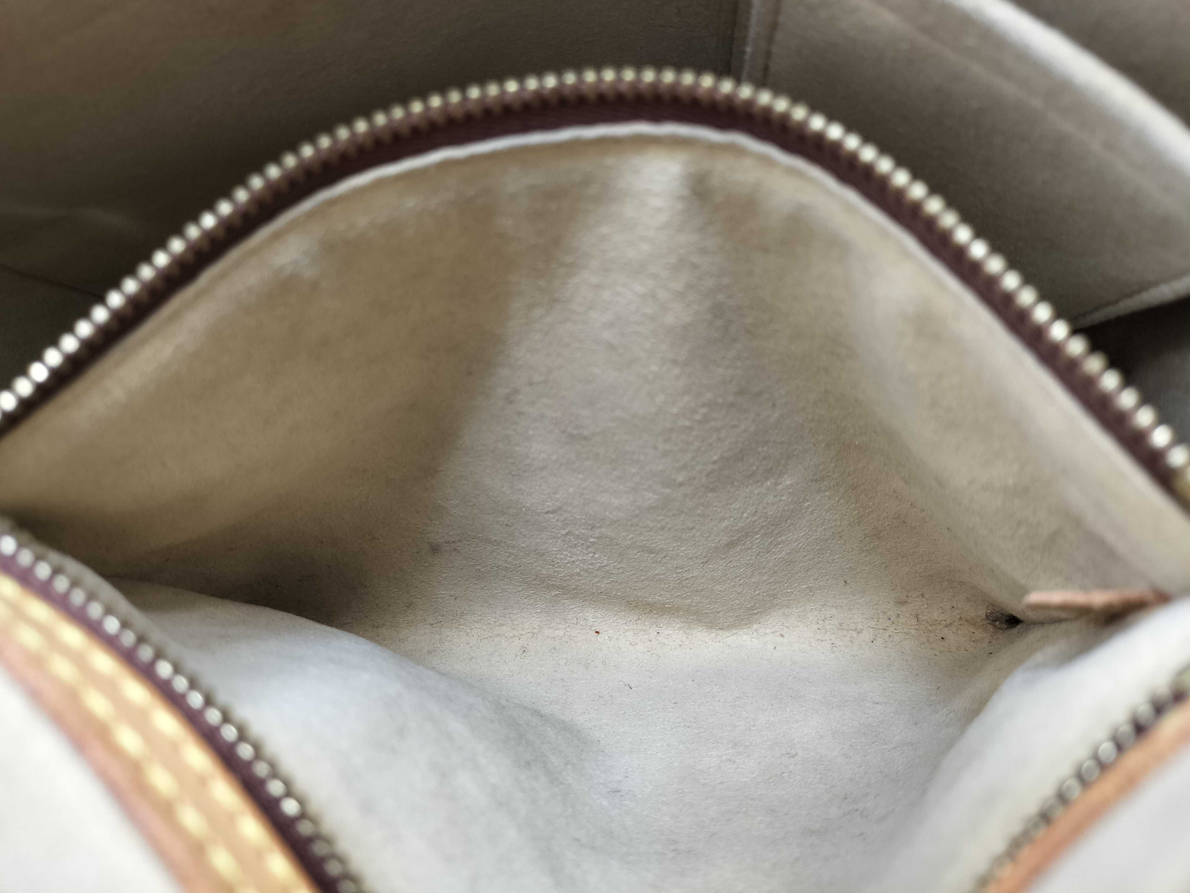 Looping MM Shoulder Bag — view 14