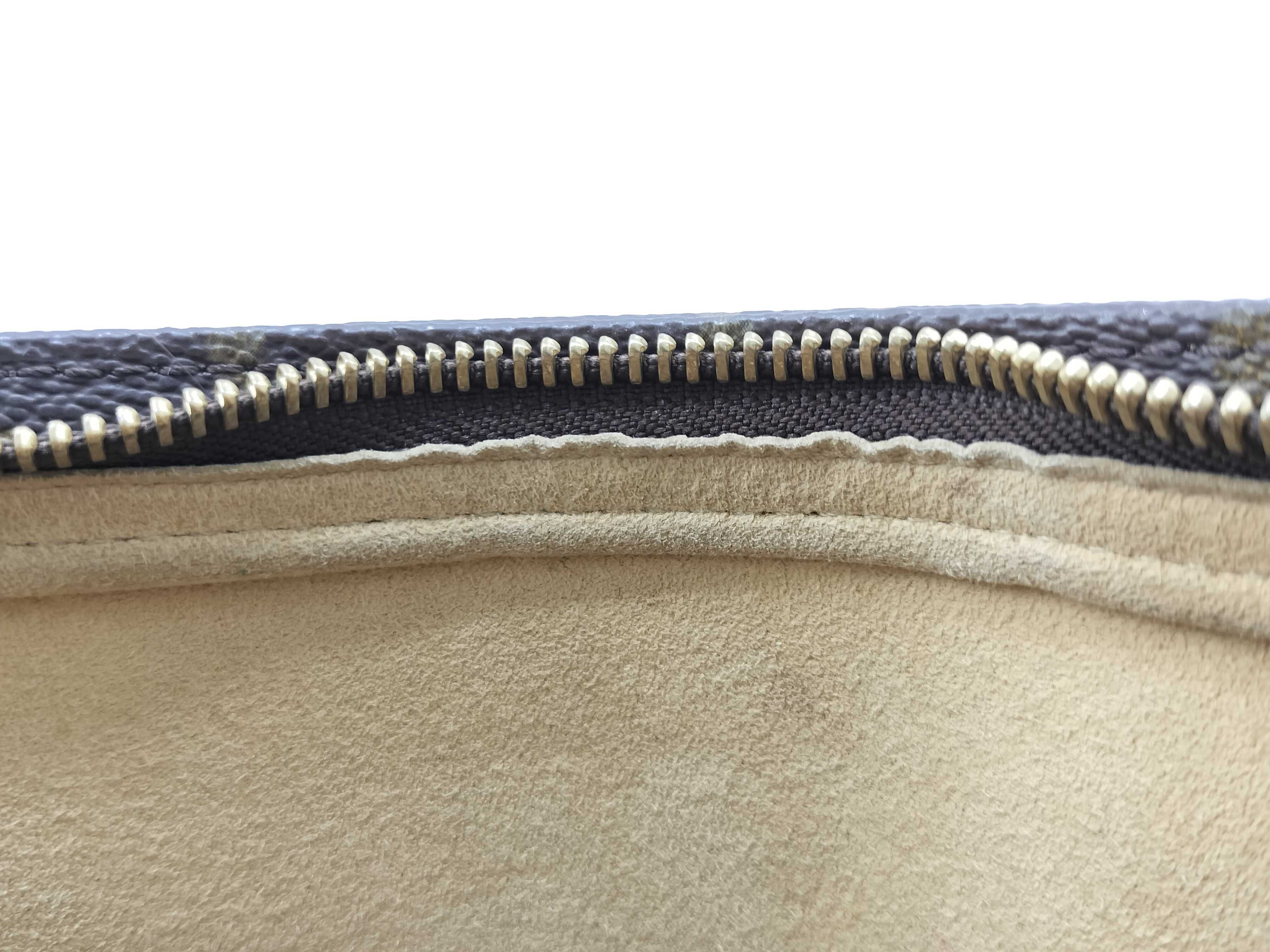 Looping MM Shoulder Bag — view 15