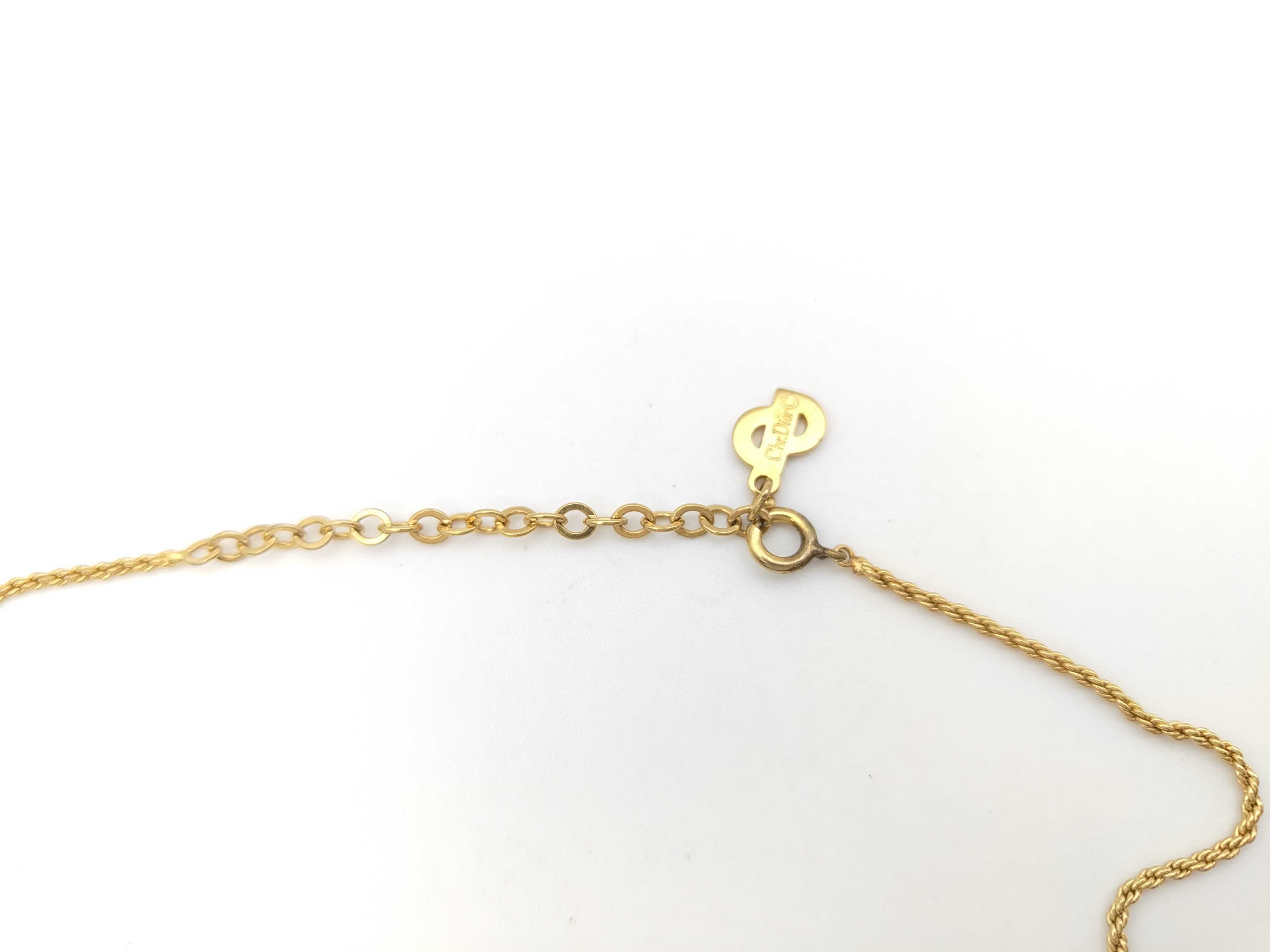 necklace — view 4