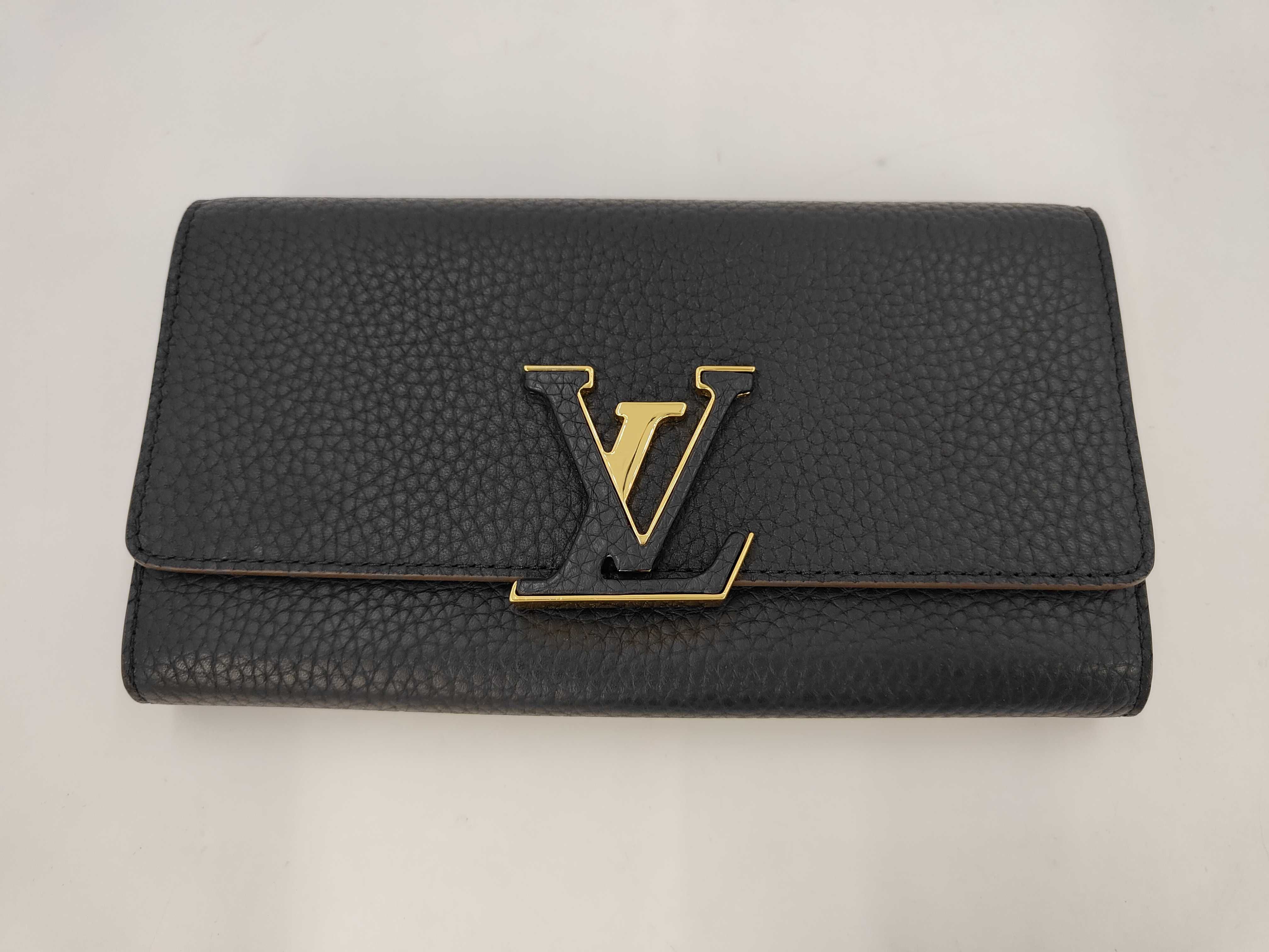 wallet Capucines Noir wallet