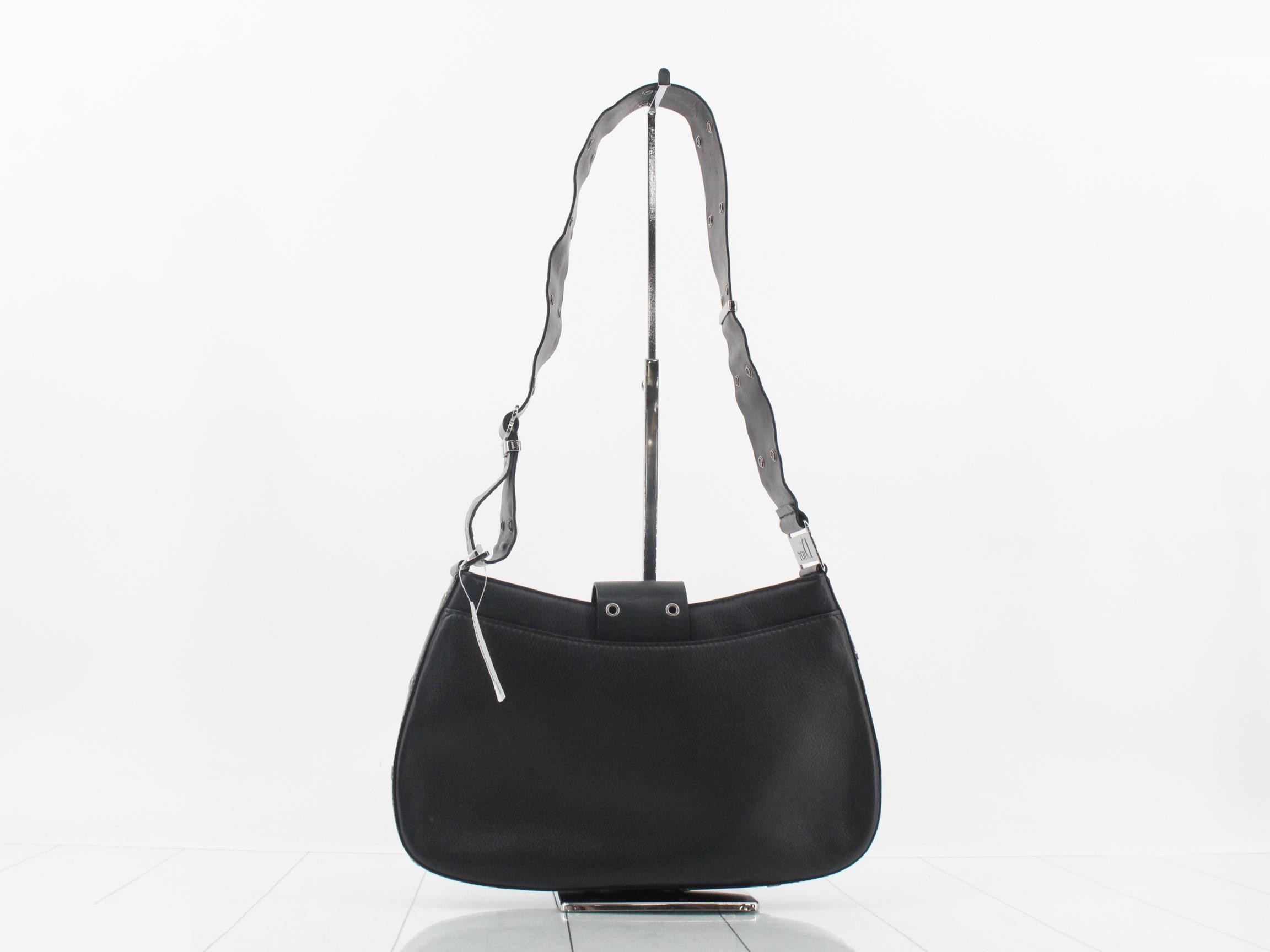 Street Chic — view 2