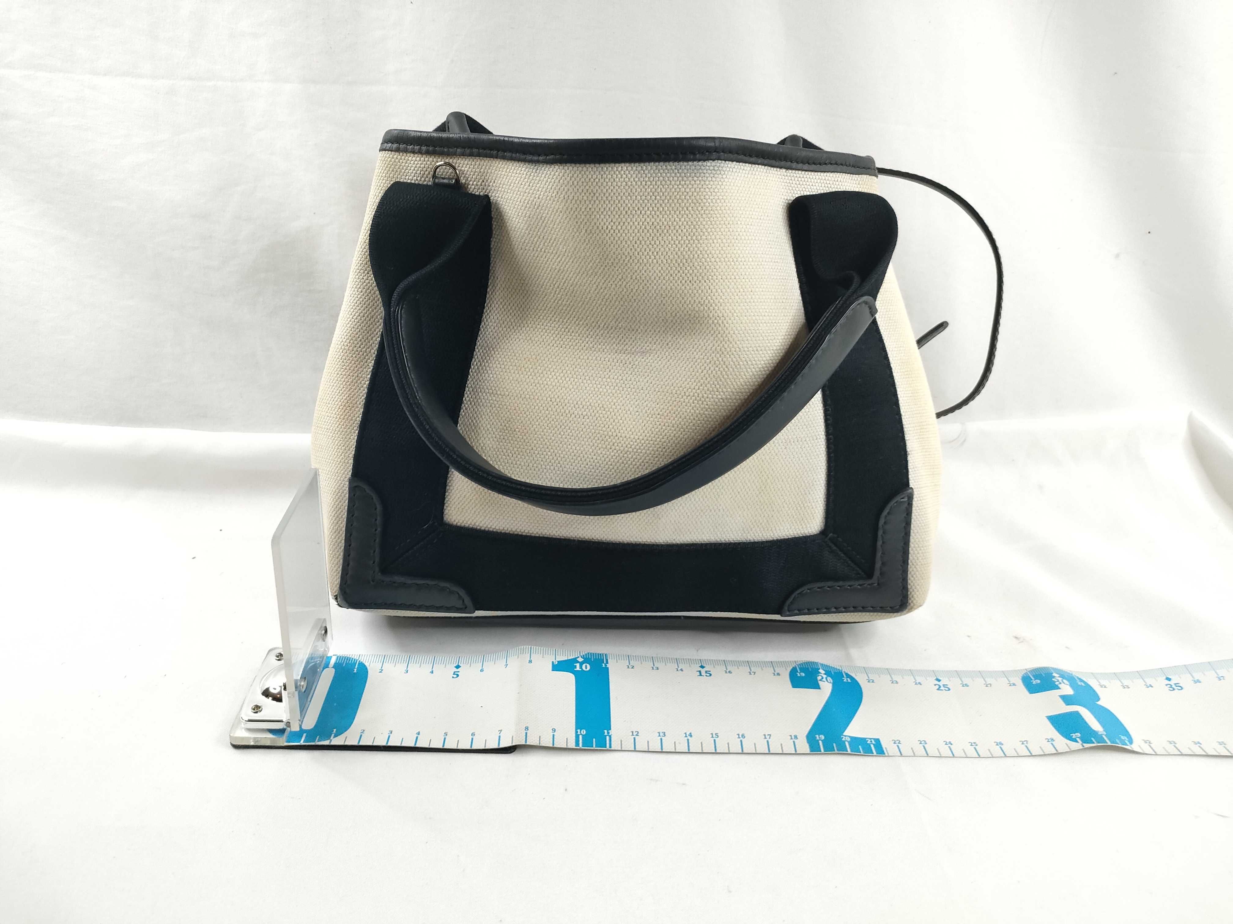 Cabas XS Handbag — view 2