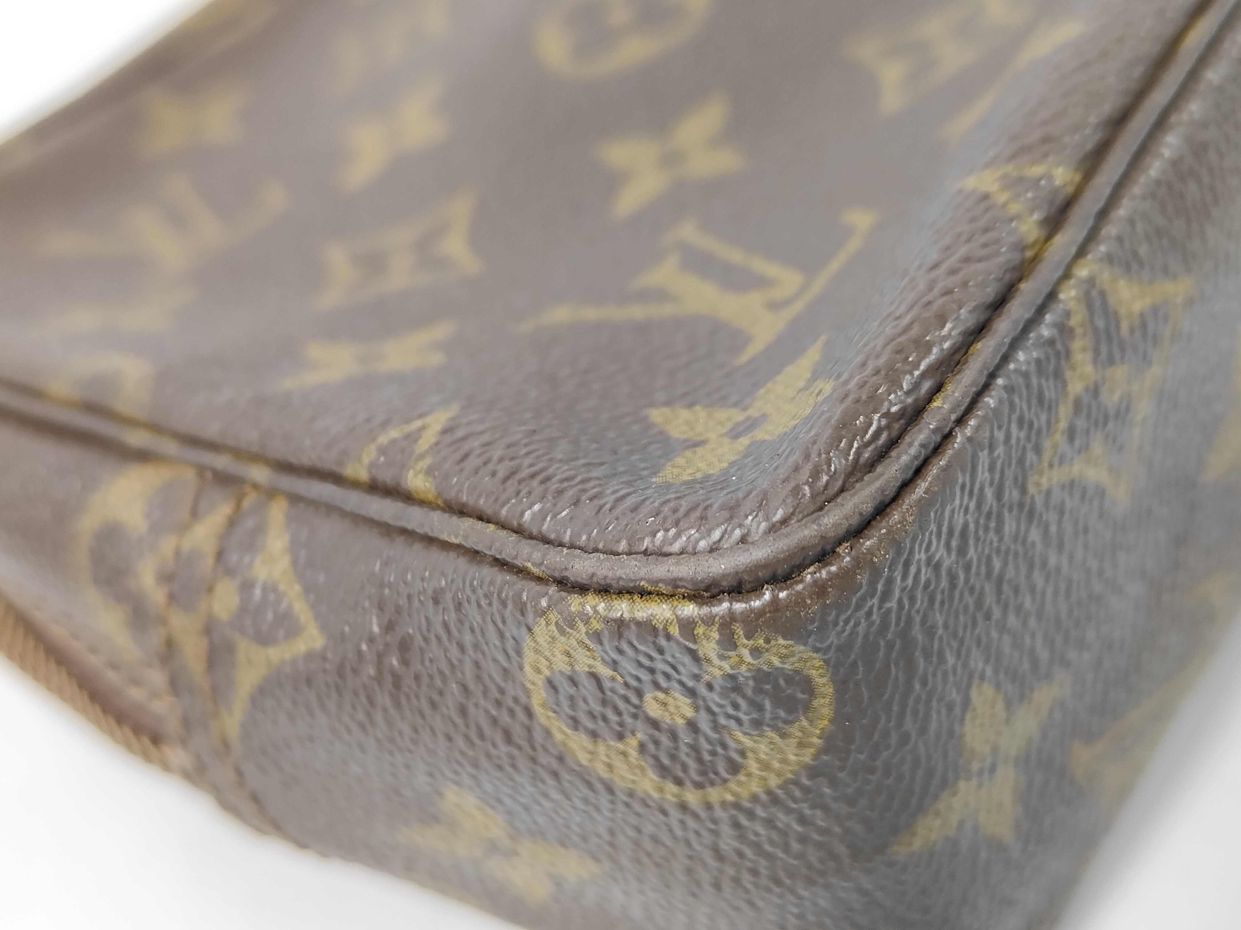 Trousses Toilette 28 Monogram M47522 Pouch — view 4