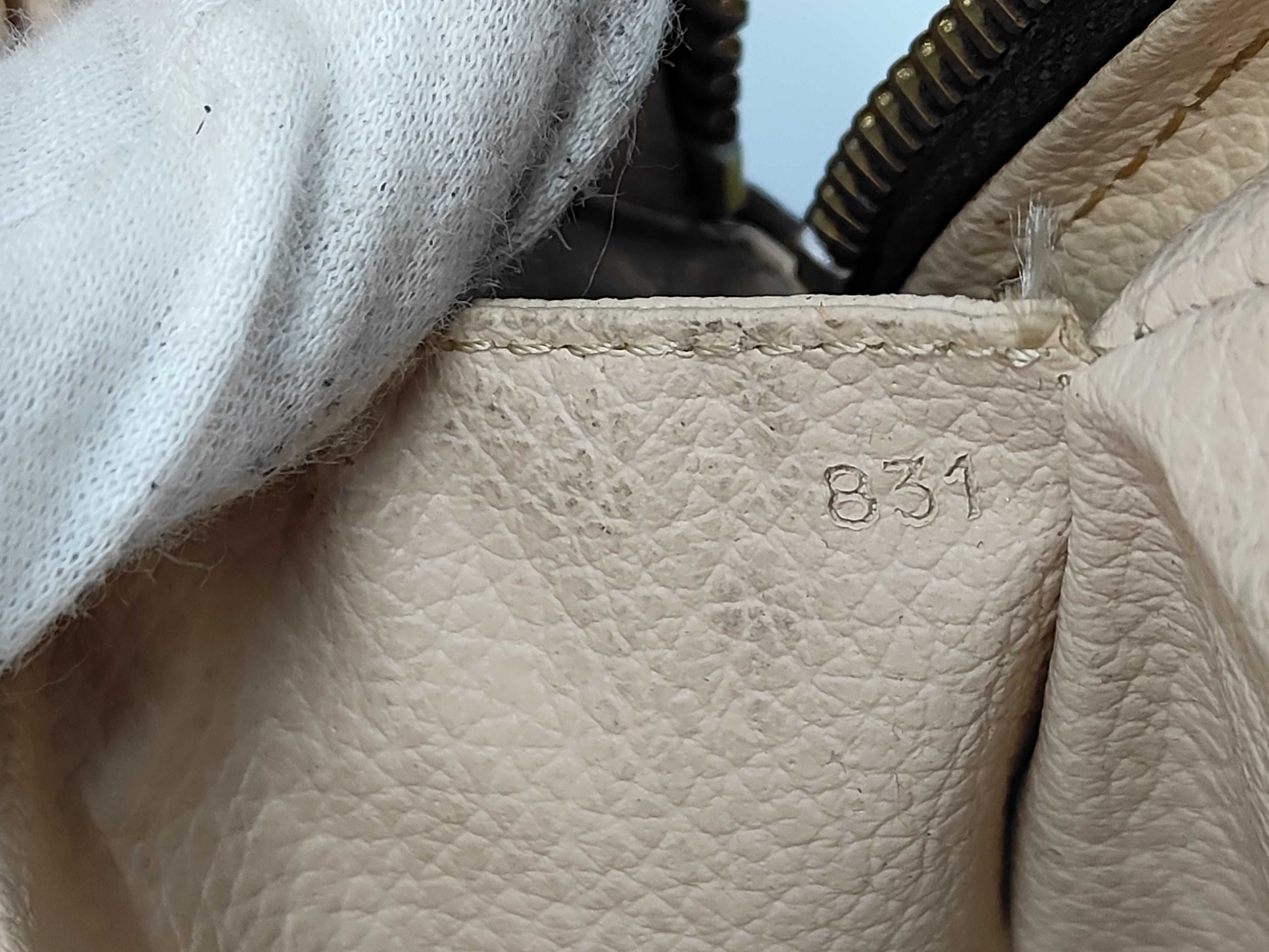 Trousses Toilette 28 Monogram M47522 Pouch — view 9