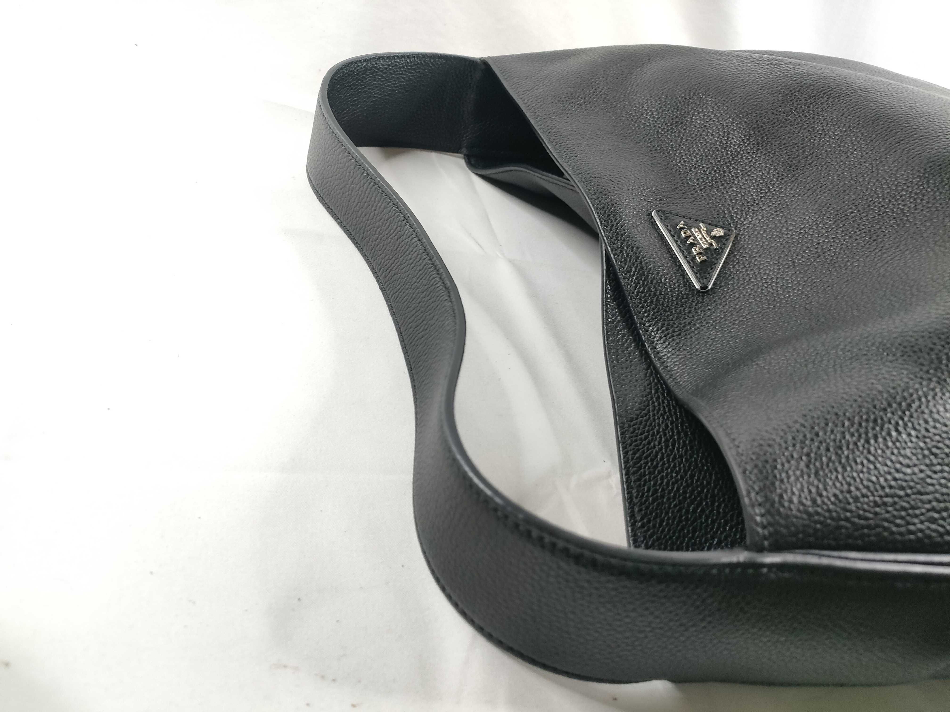 Vitello Daino Shoulder Bag, Black, 1BC028 (Shoulder Bag) — view 6